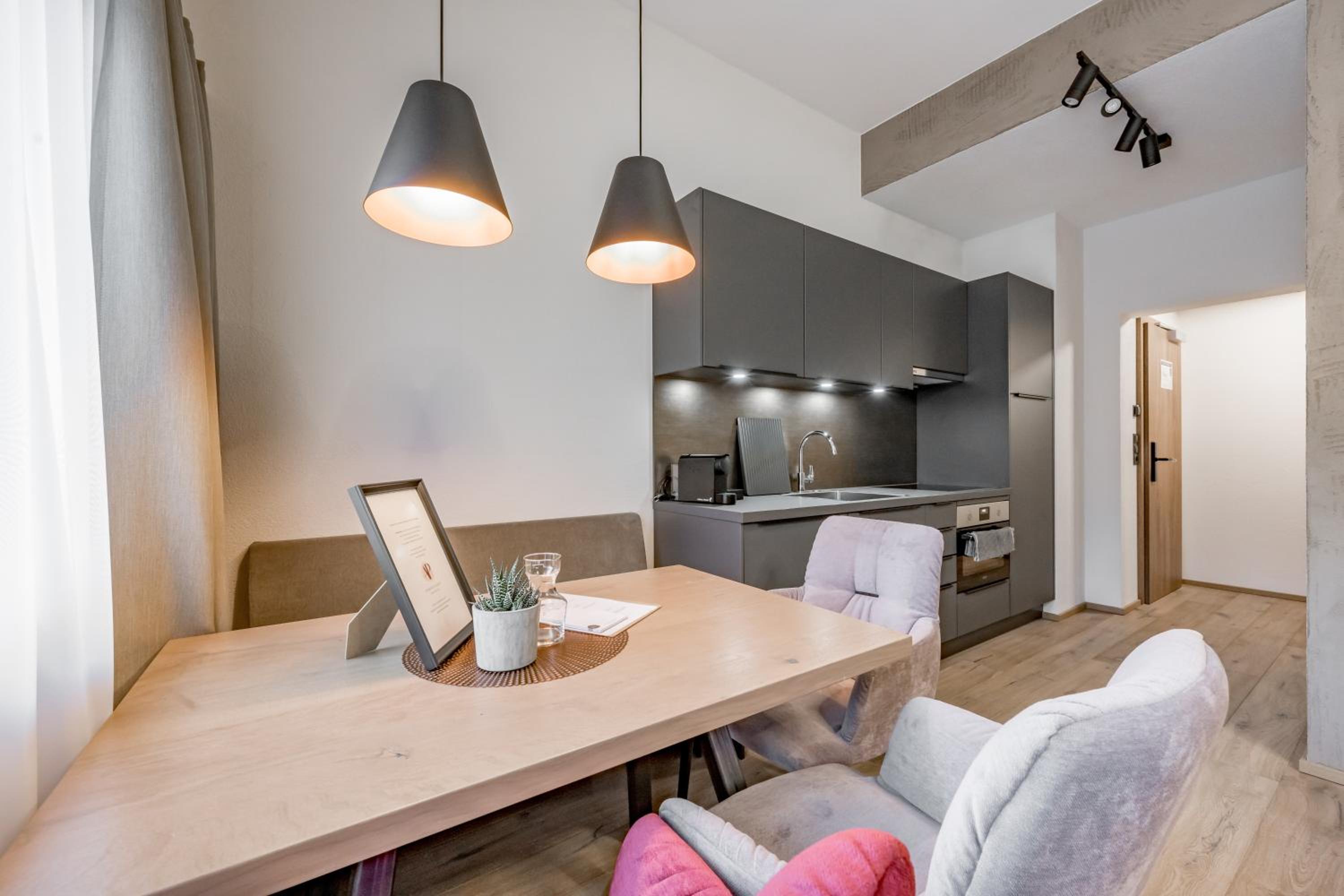Two-Bedroom Apartment - Photo 7