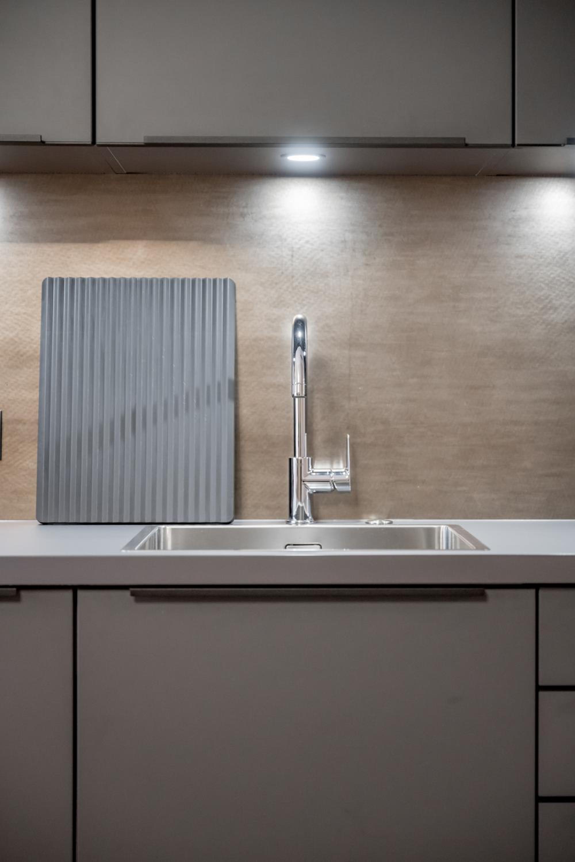 Two-Bedroom Apartment - Photo 9