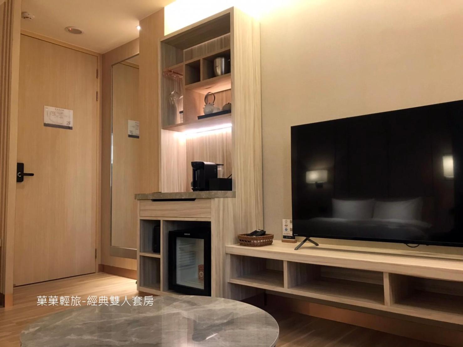 Deluxe Suite photo 2