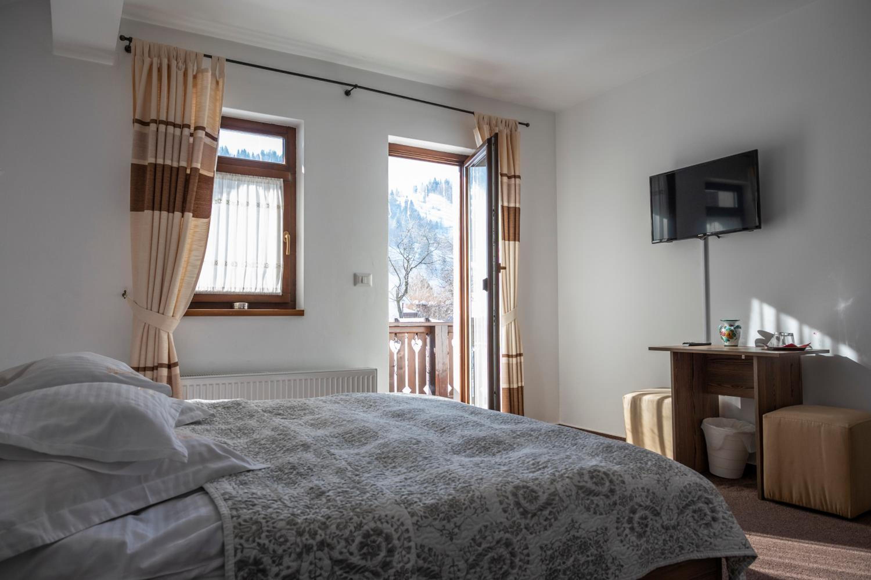 Triple Room with Balcony photo 2