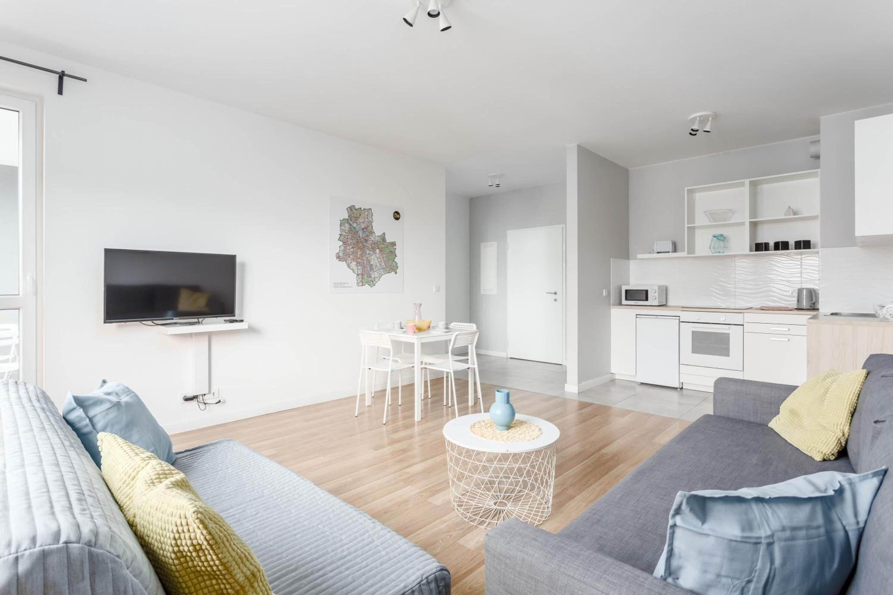 One-Bedroom Apartment - Photo 7