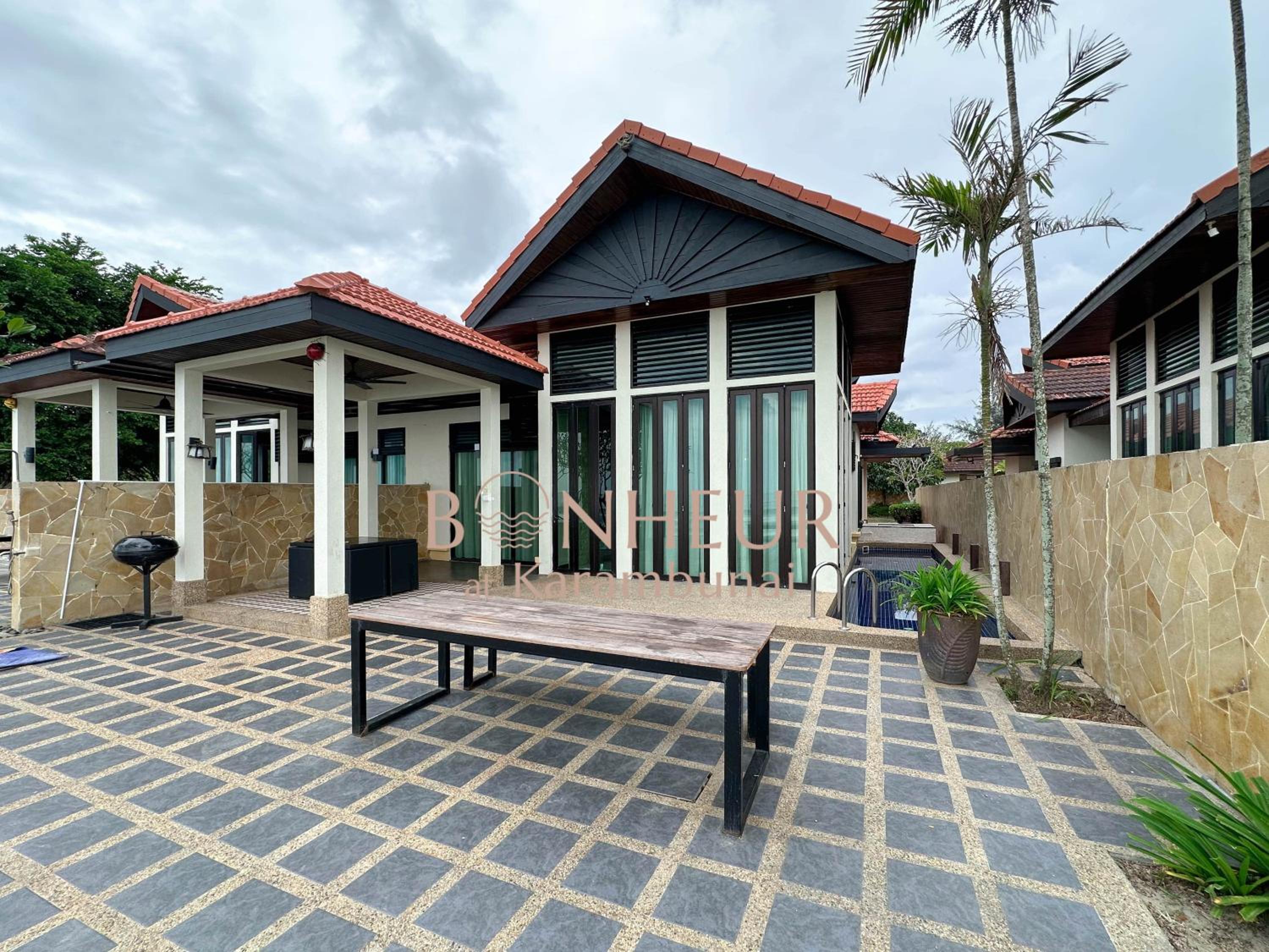 Two-Bedroom Villa photo 3