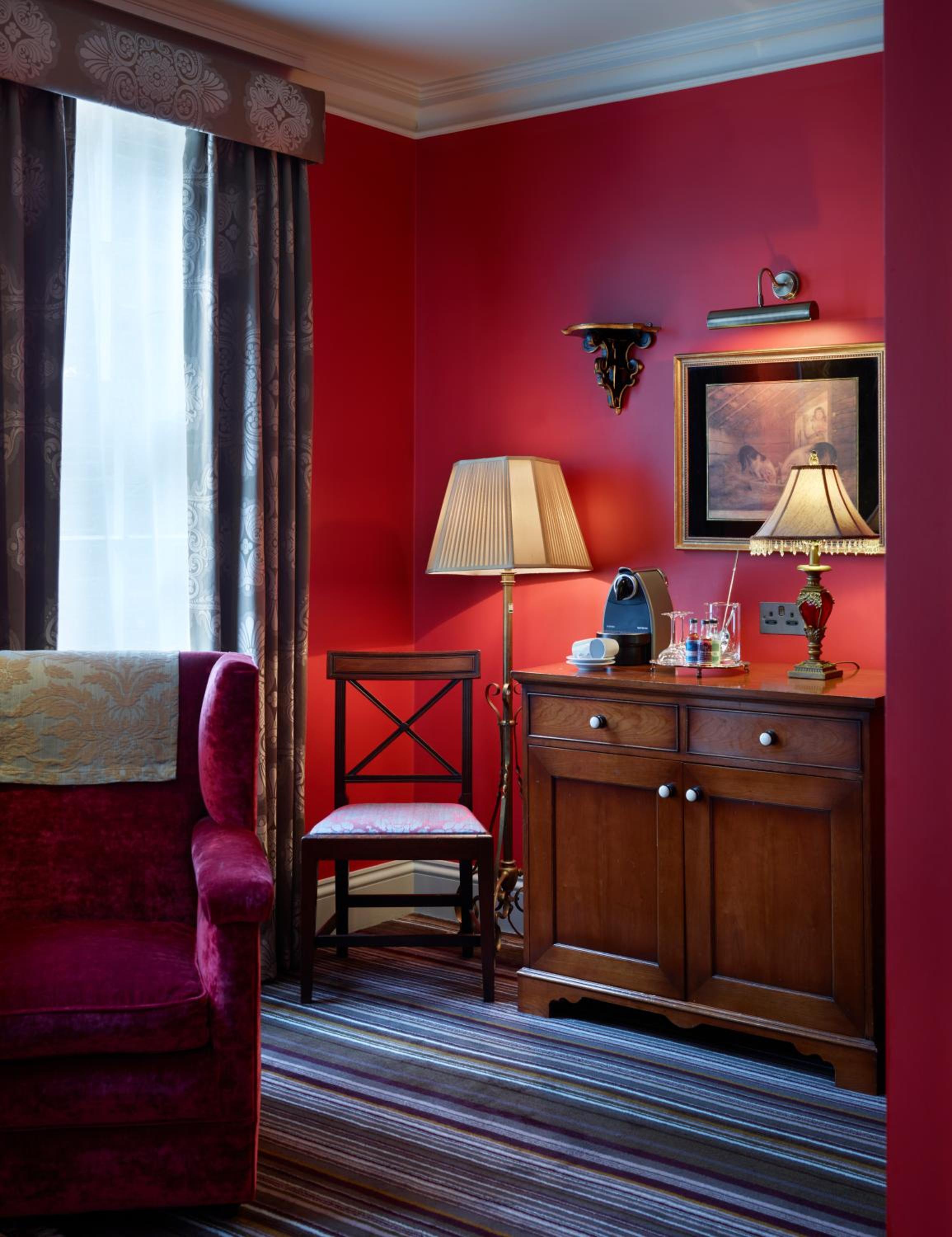 Deluxe King Room photo 2