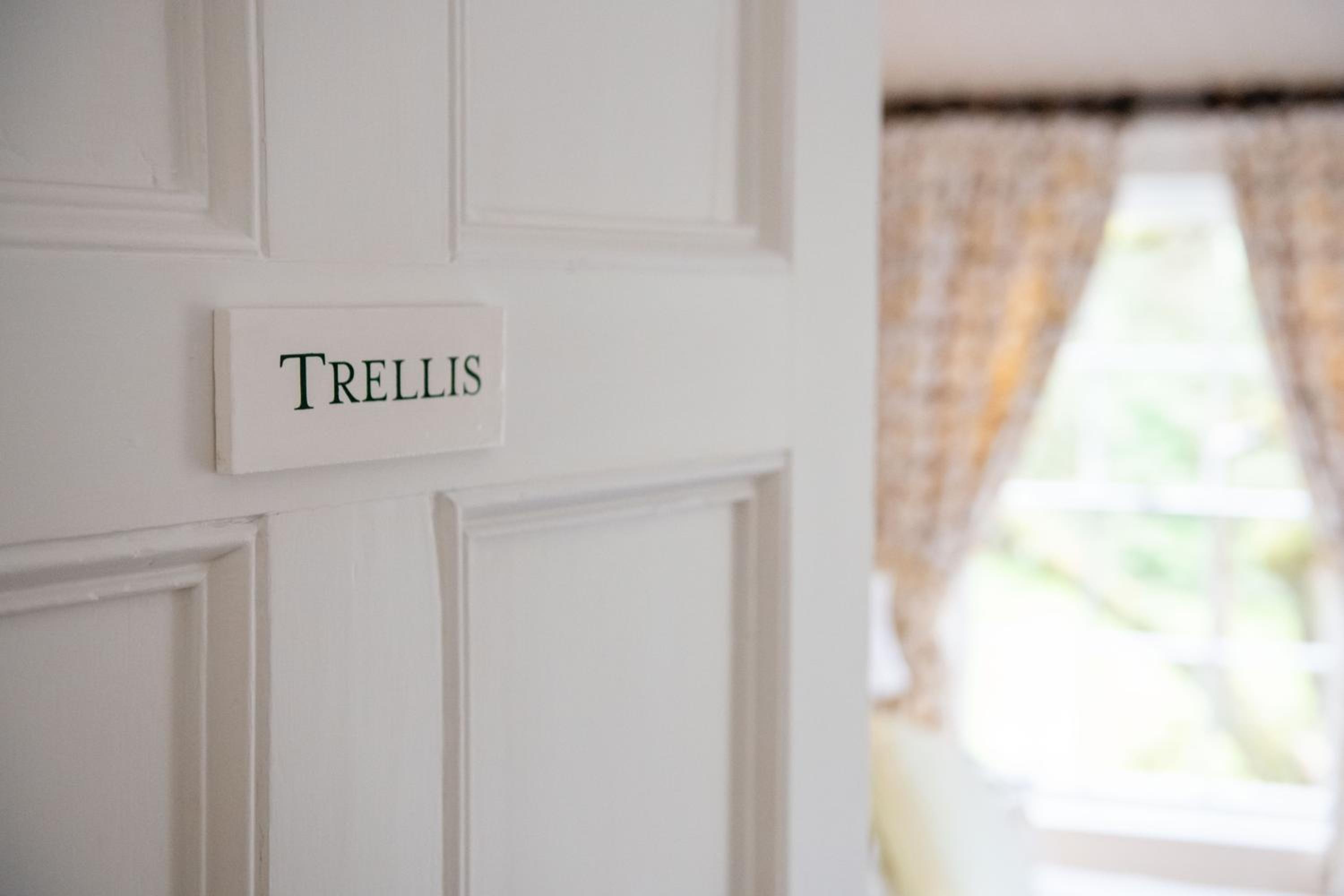 Deluxe Twin Room - Photo 8