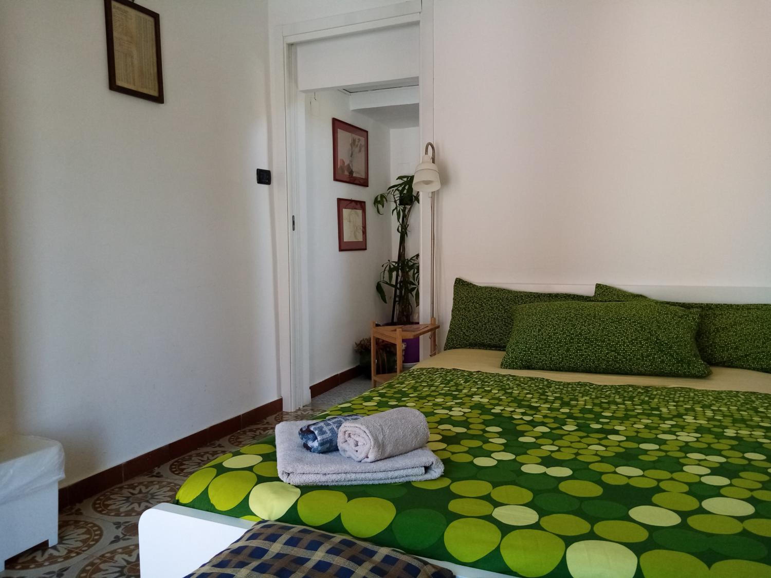 Small Double Room photo 1