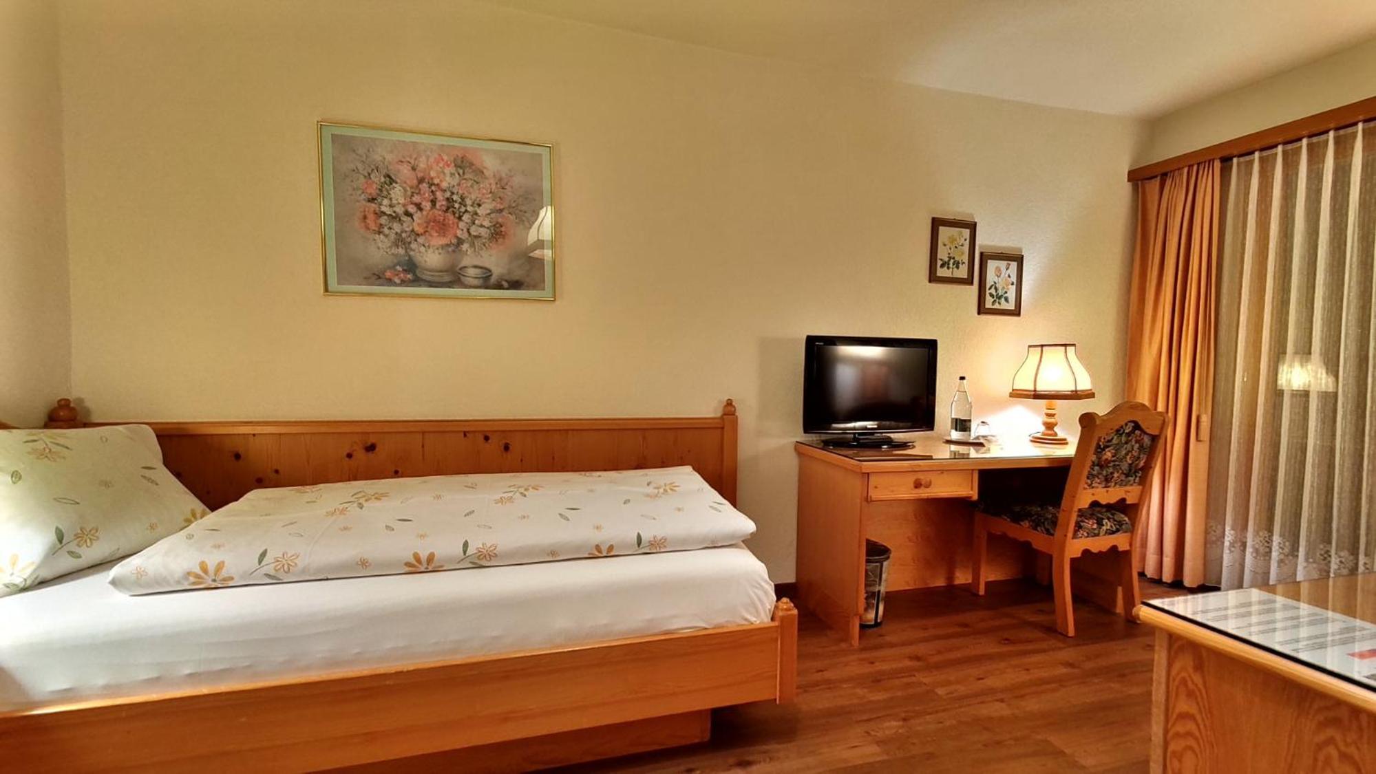 Single Room photo 3