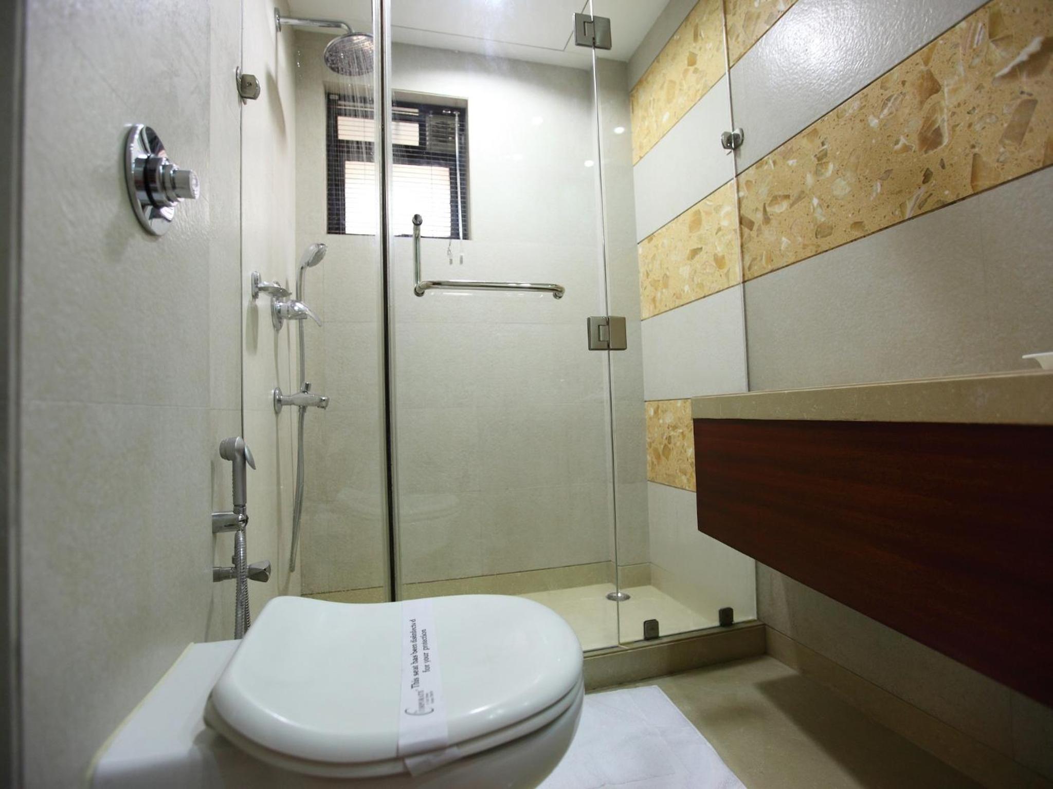 Double Room - Photo 13
