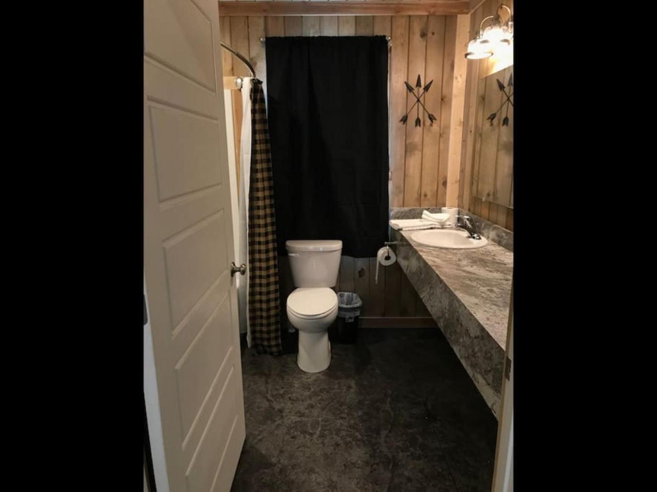 One-Bedroom Chalet photo 3