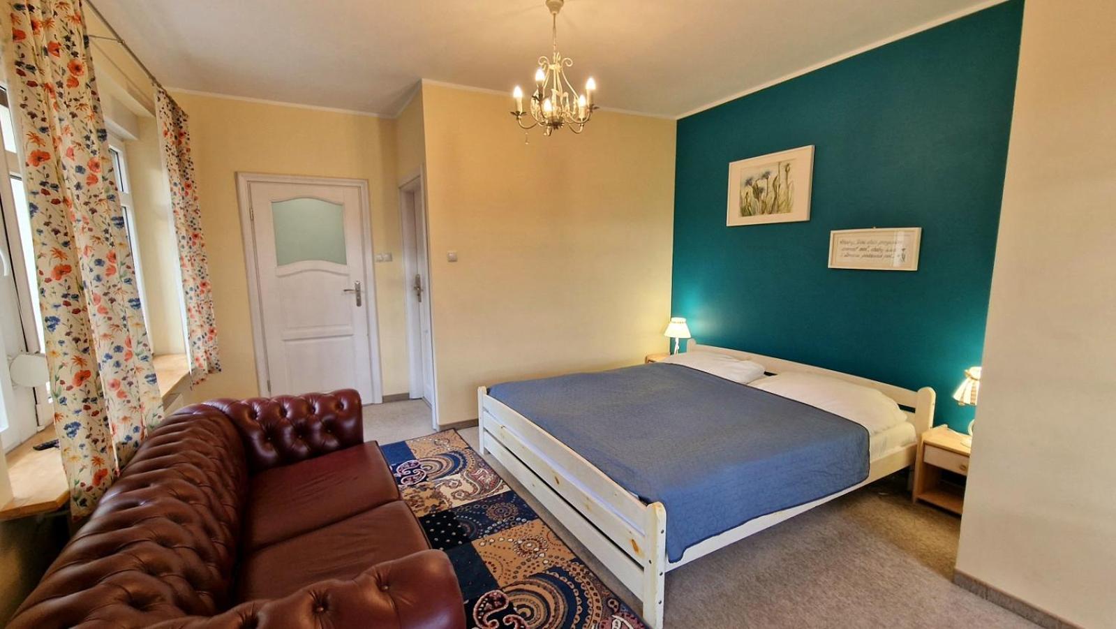 Triple Room - Photo 11