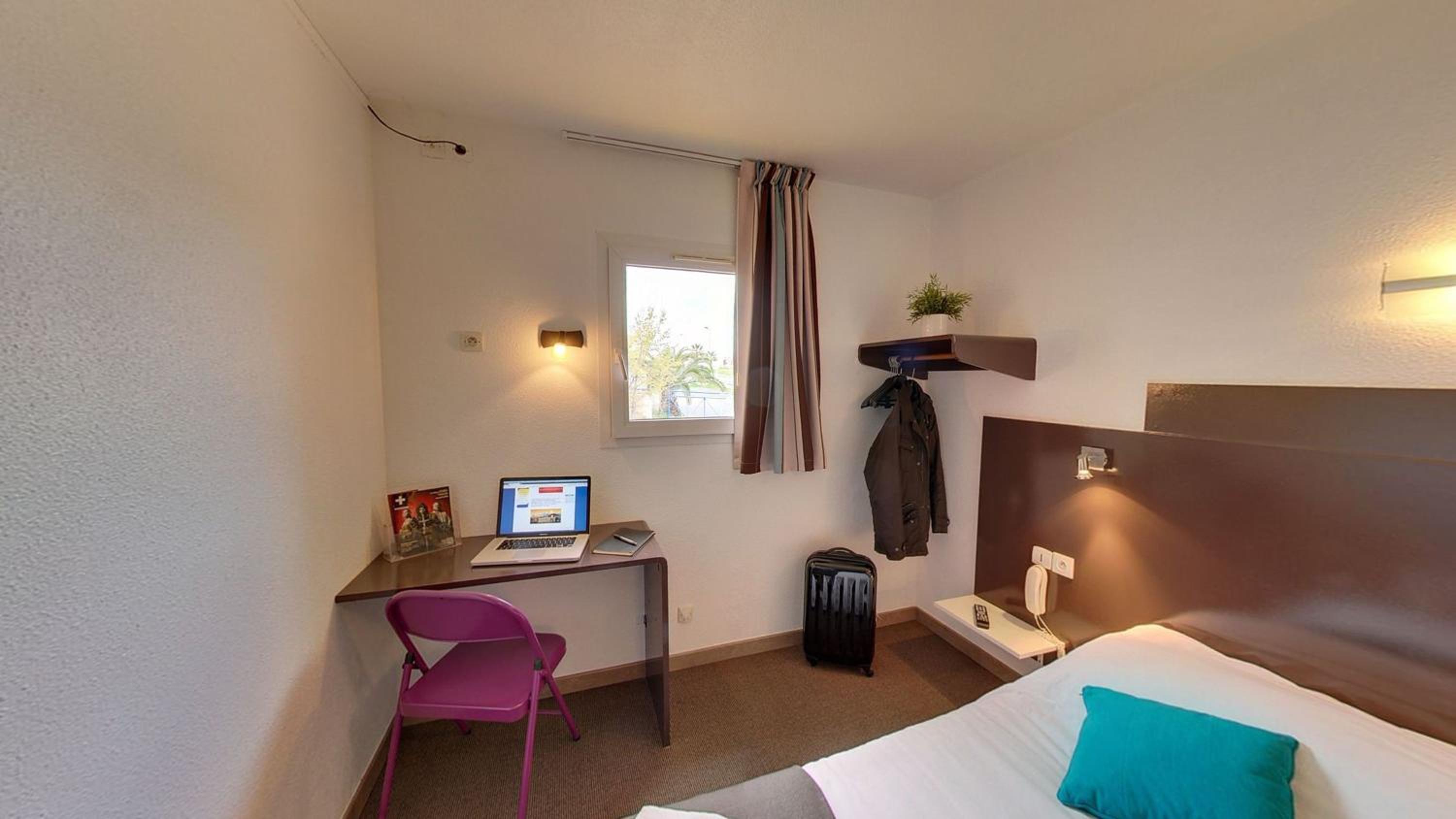Double Room - Photo 2