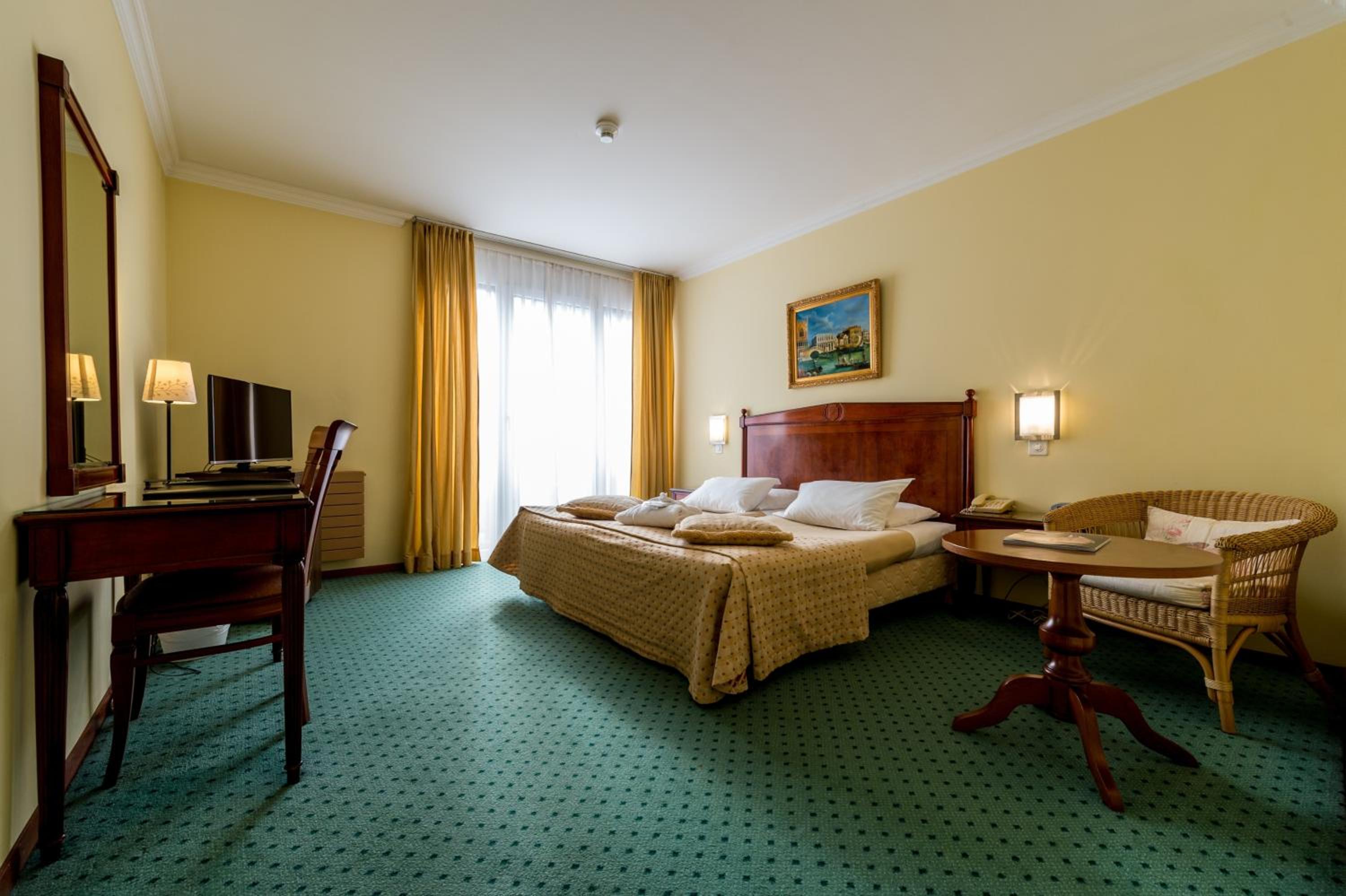 Superior Twin Room photo 3