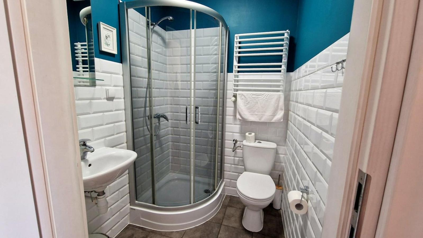 Standard Twin Room with Garden View - Photo 4