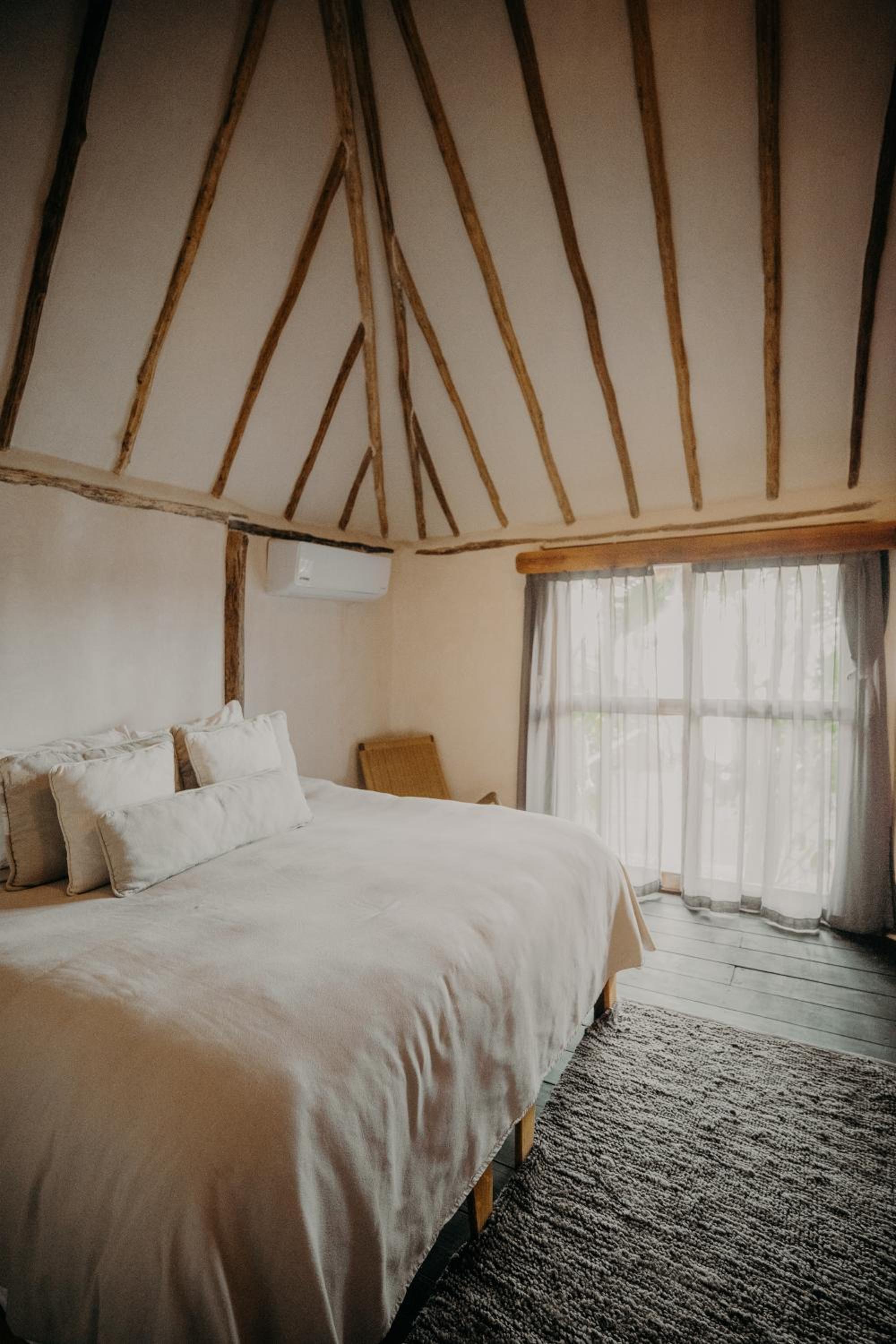Double Room - Photo 7