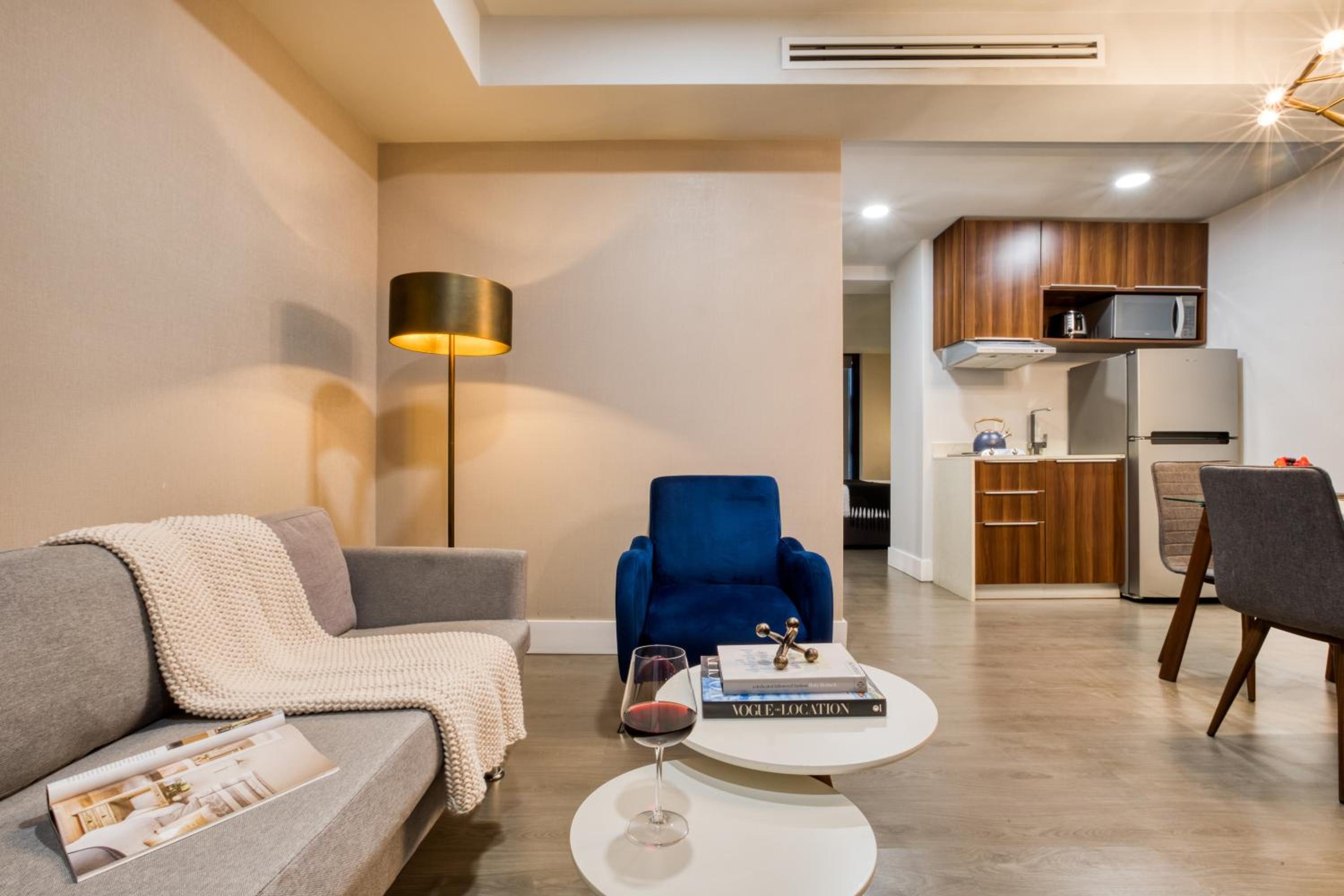 Comfort Apartment - Photo 7