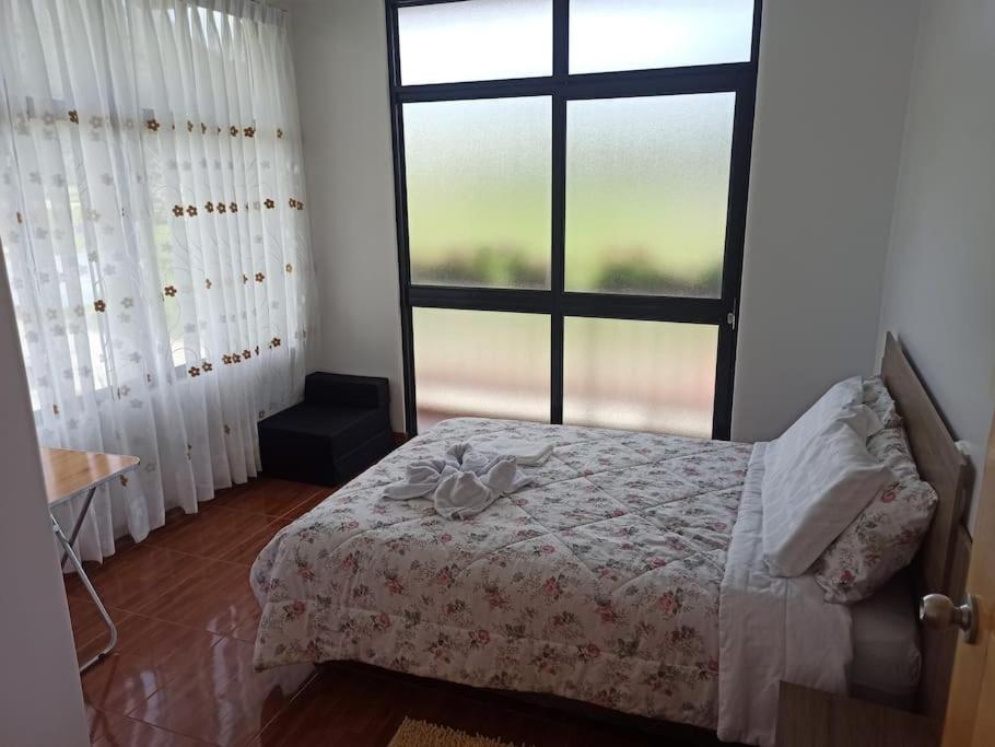Four-Bedroom House photo 2