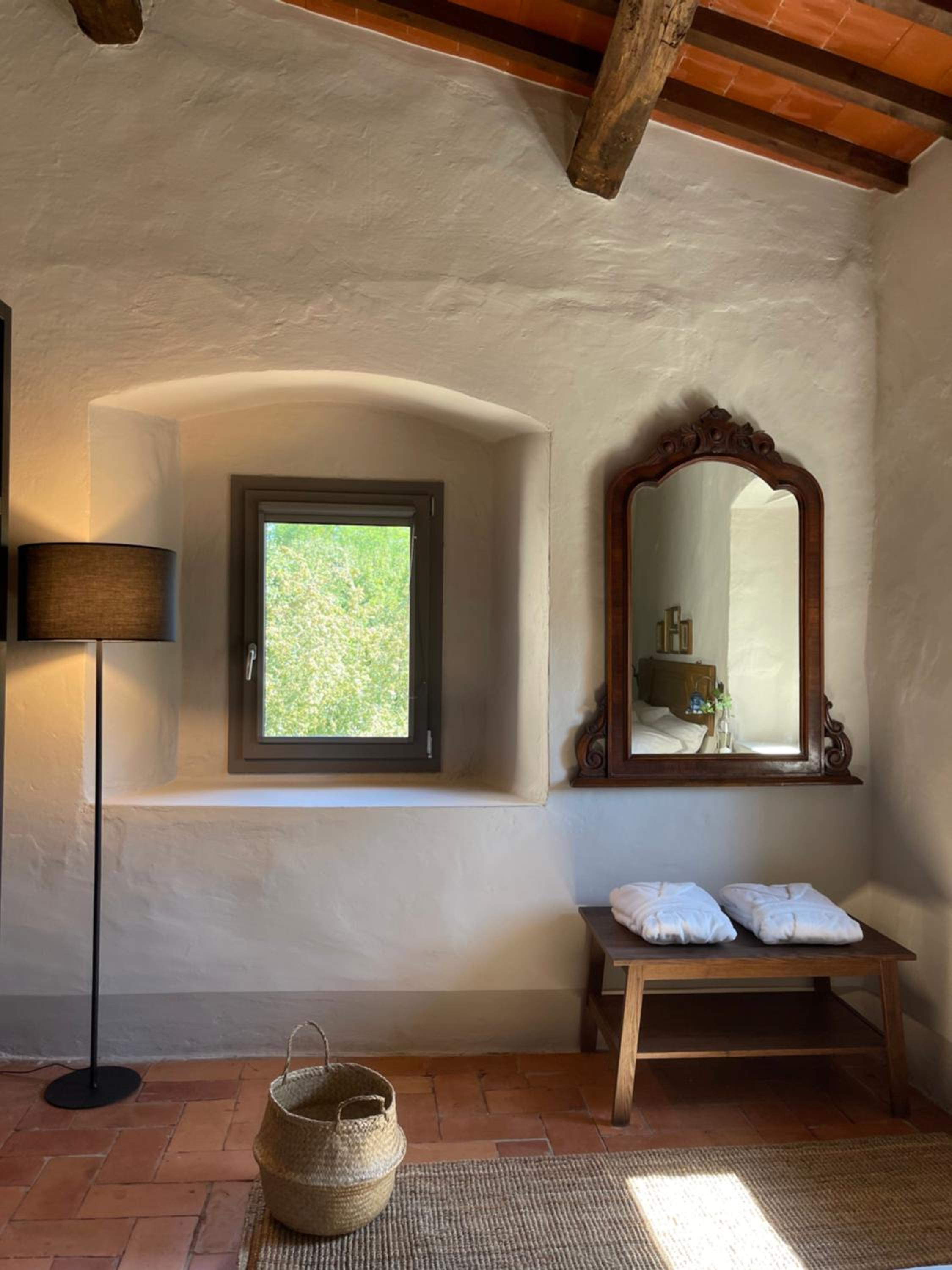 Deluxe Room - Photo 3