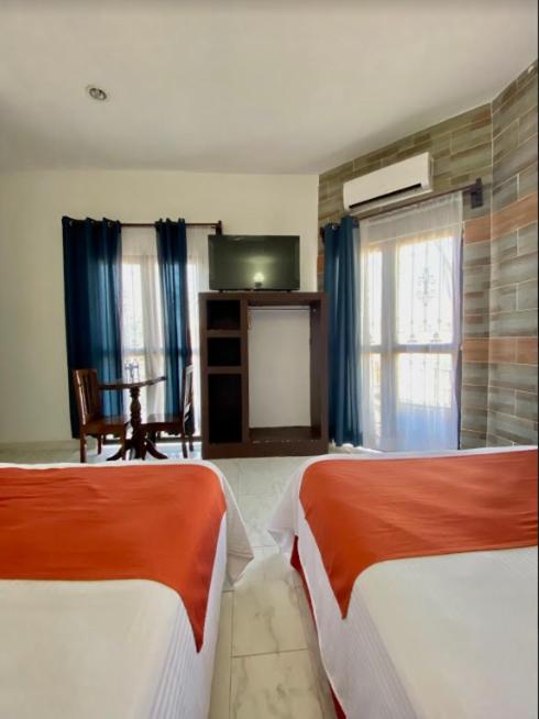 Double or Twin Room photo 2