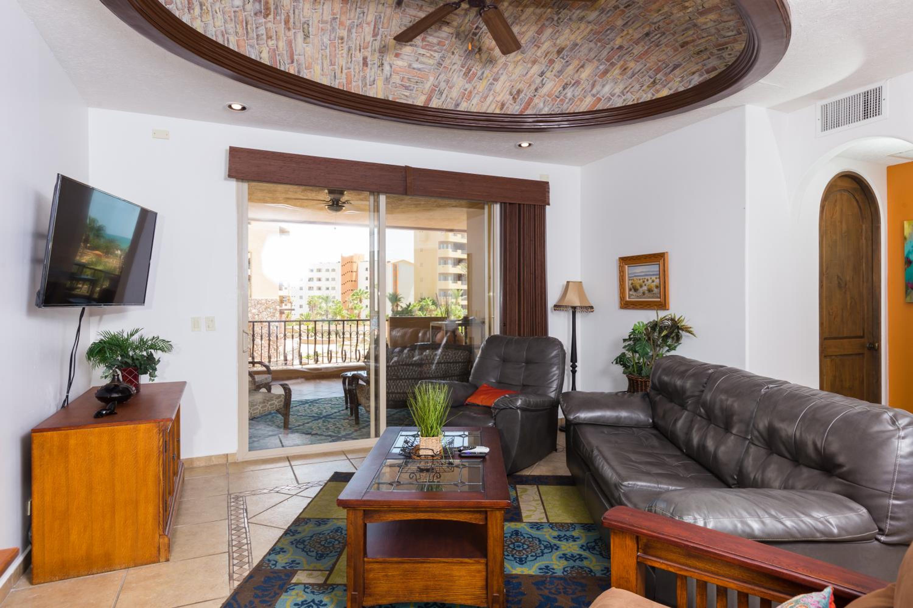 Two-Bedroom Apartment - Photo 12