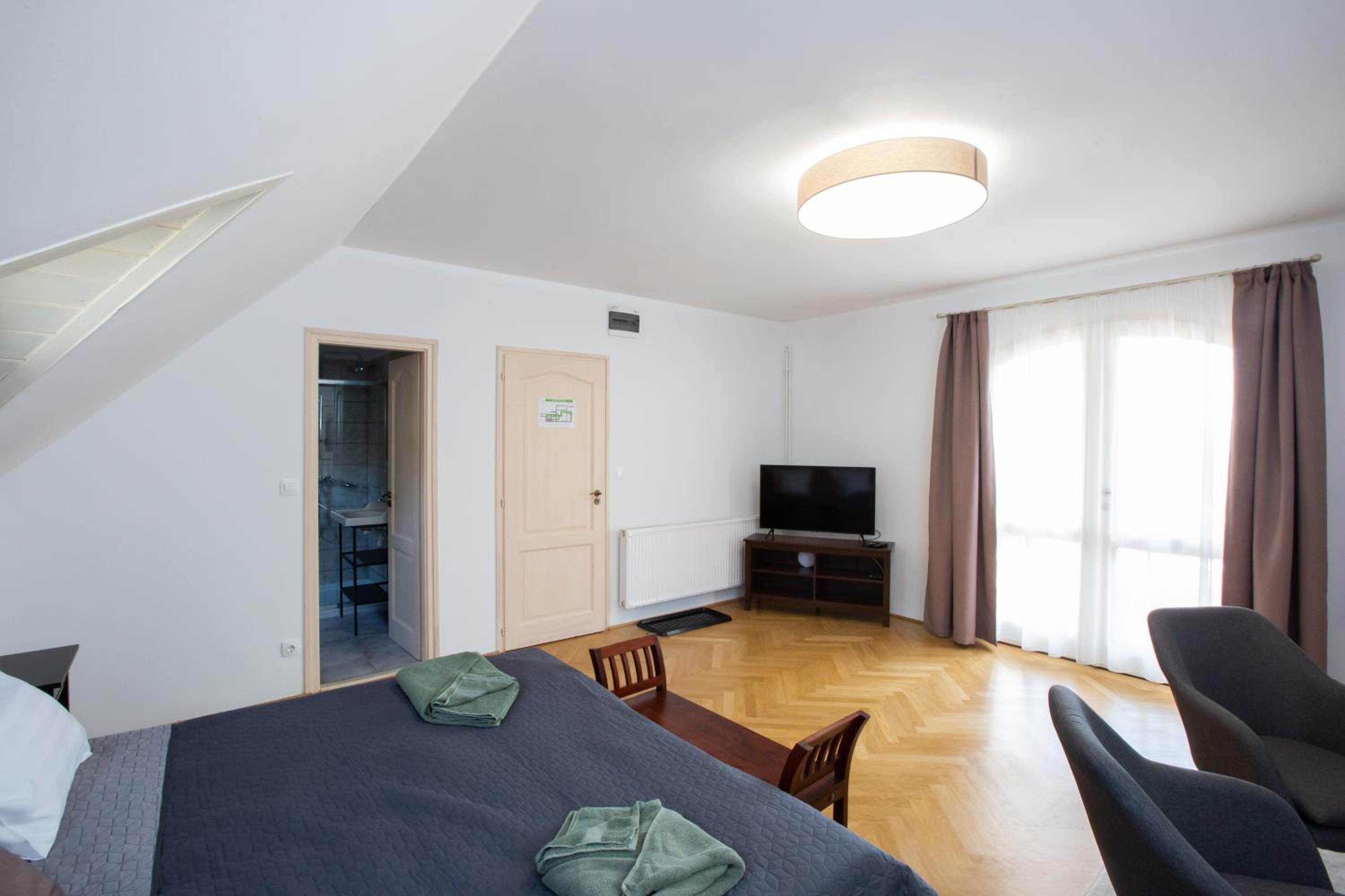 Two-Bedroom Apartment photo 2