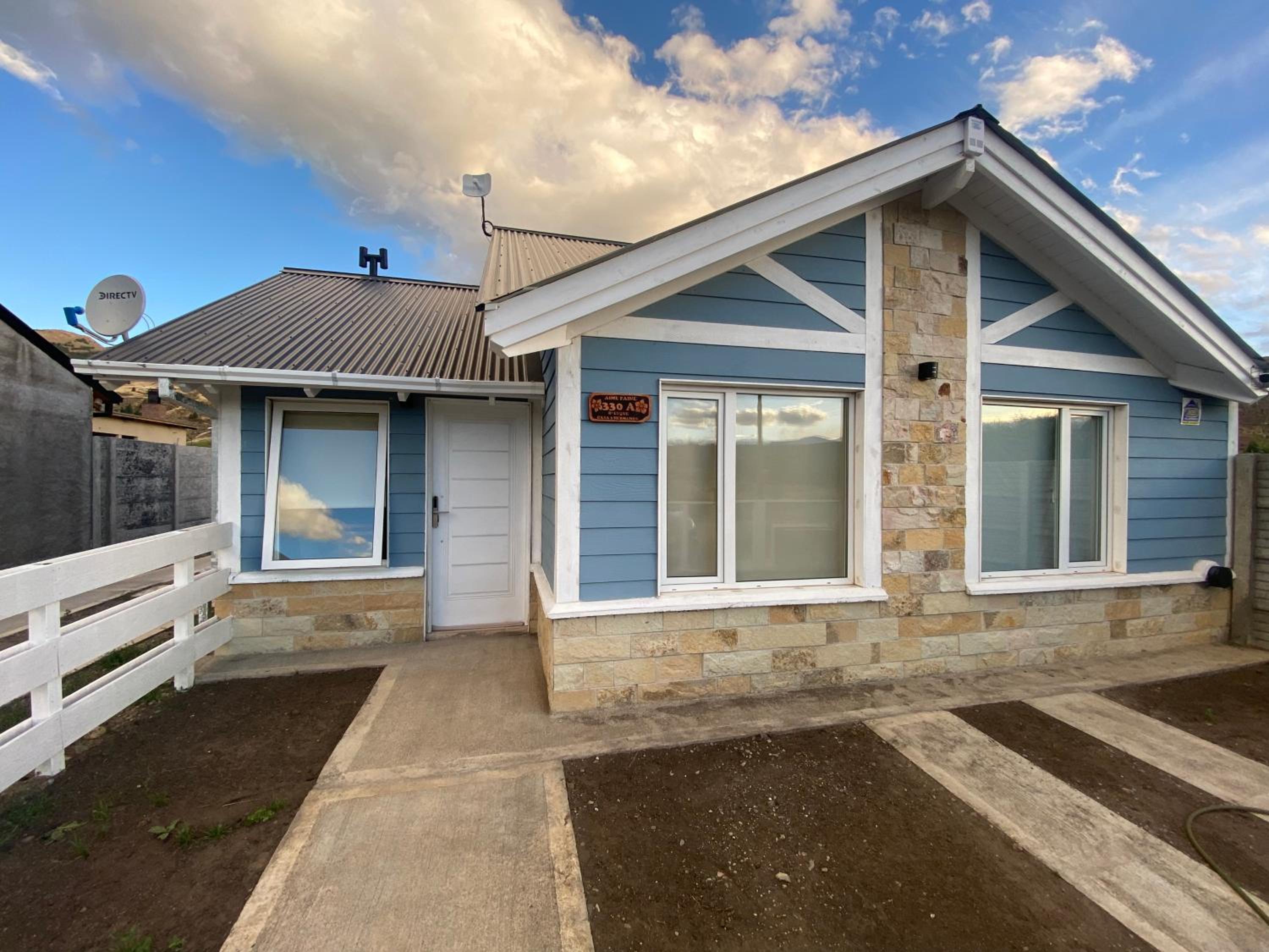 Two-Bedroom House photo 2