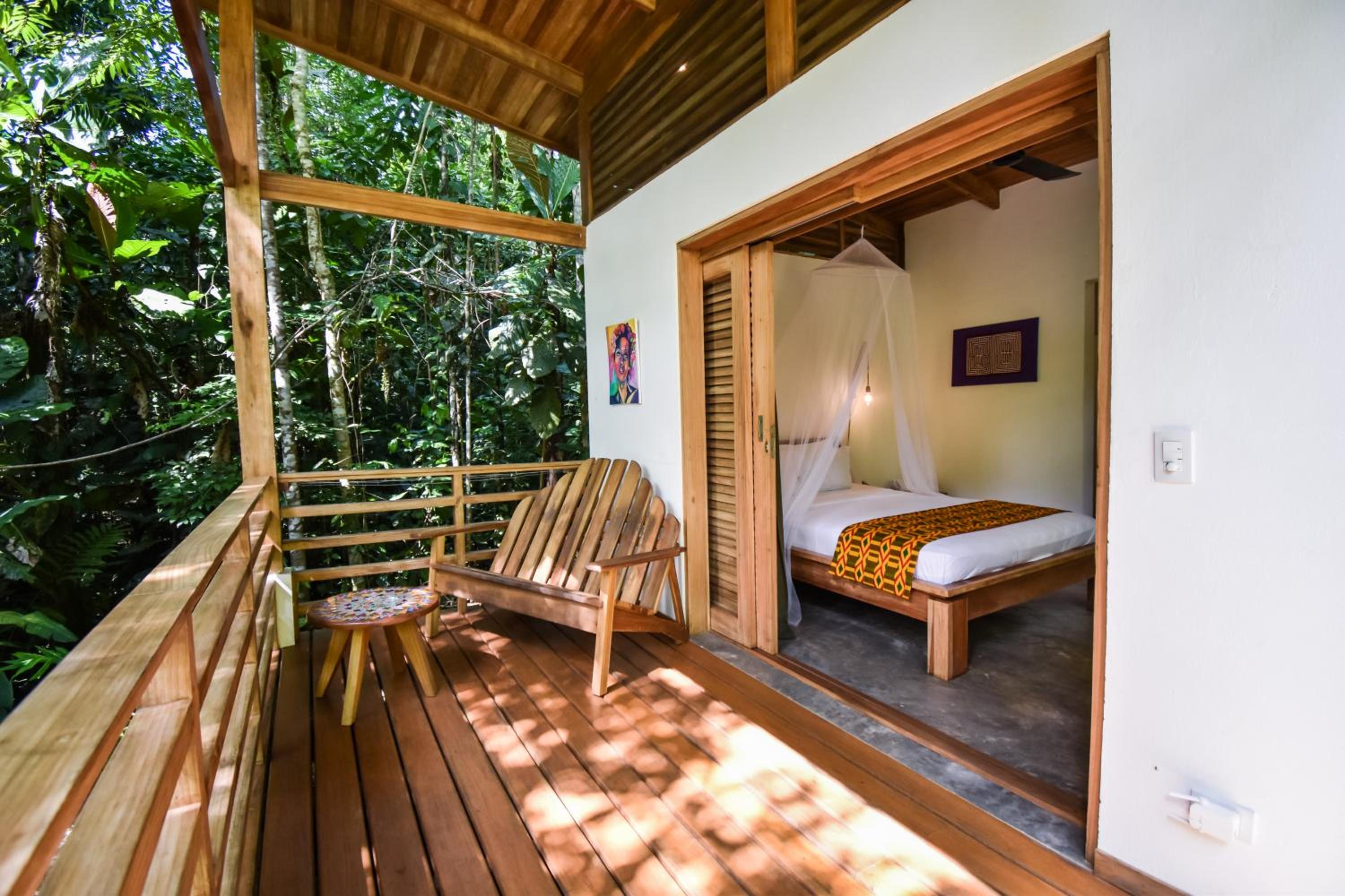 Bungalow photo 1
