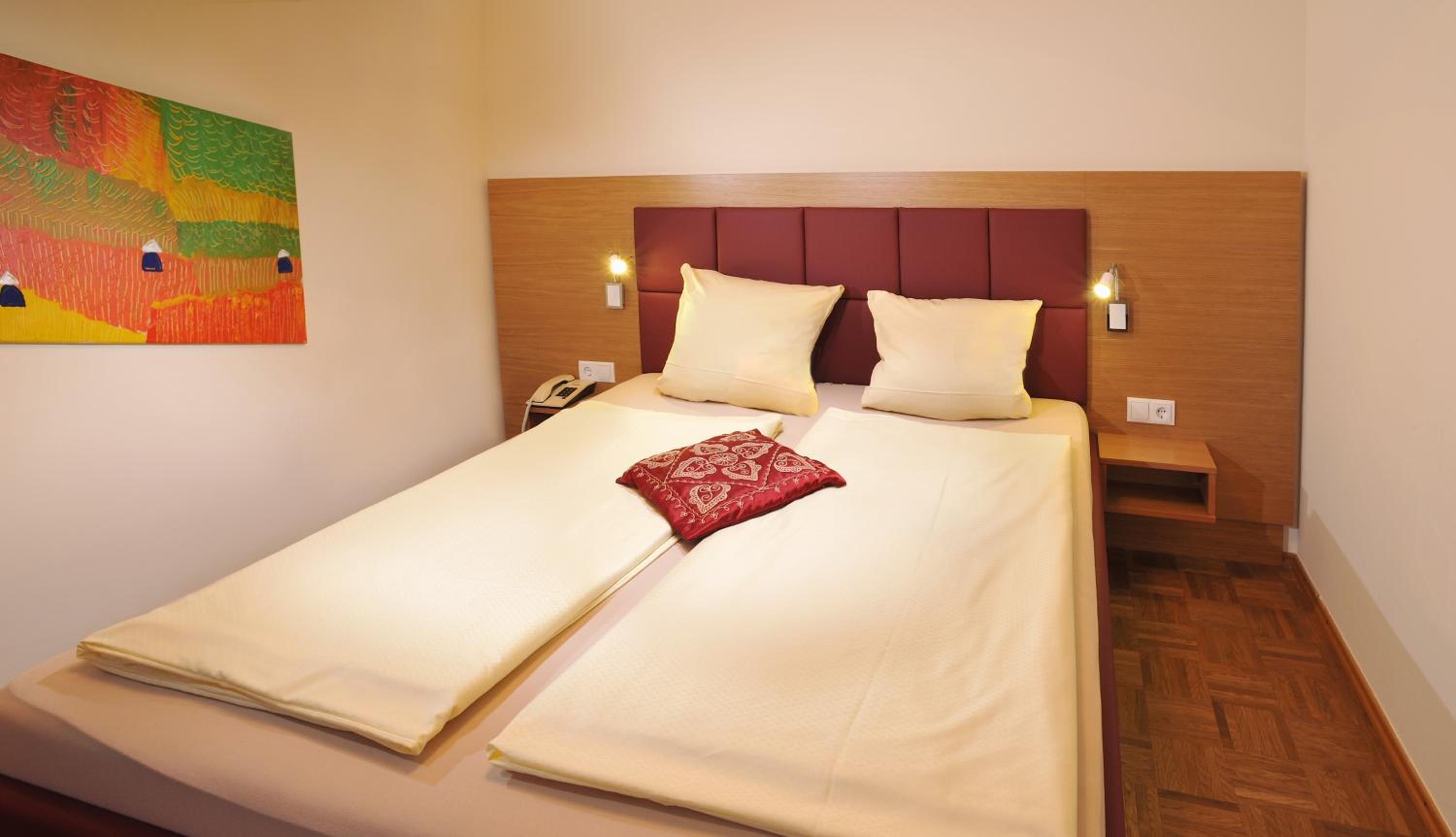 Double Room photo 3