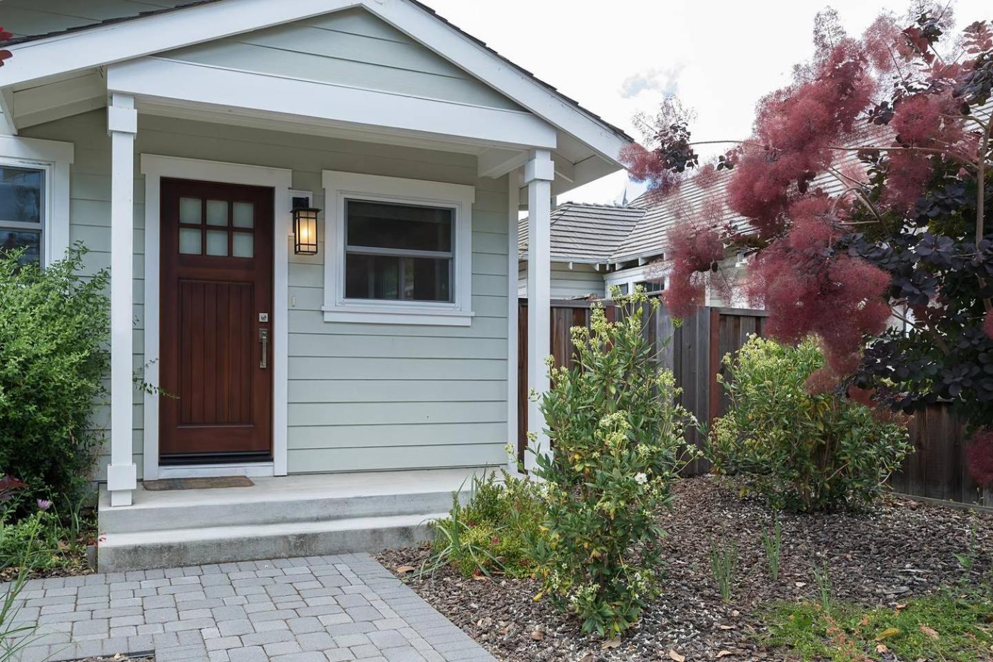 Bungalow photo 2