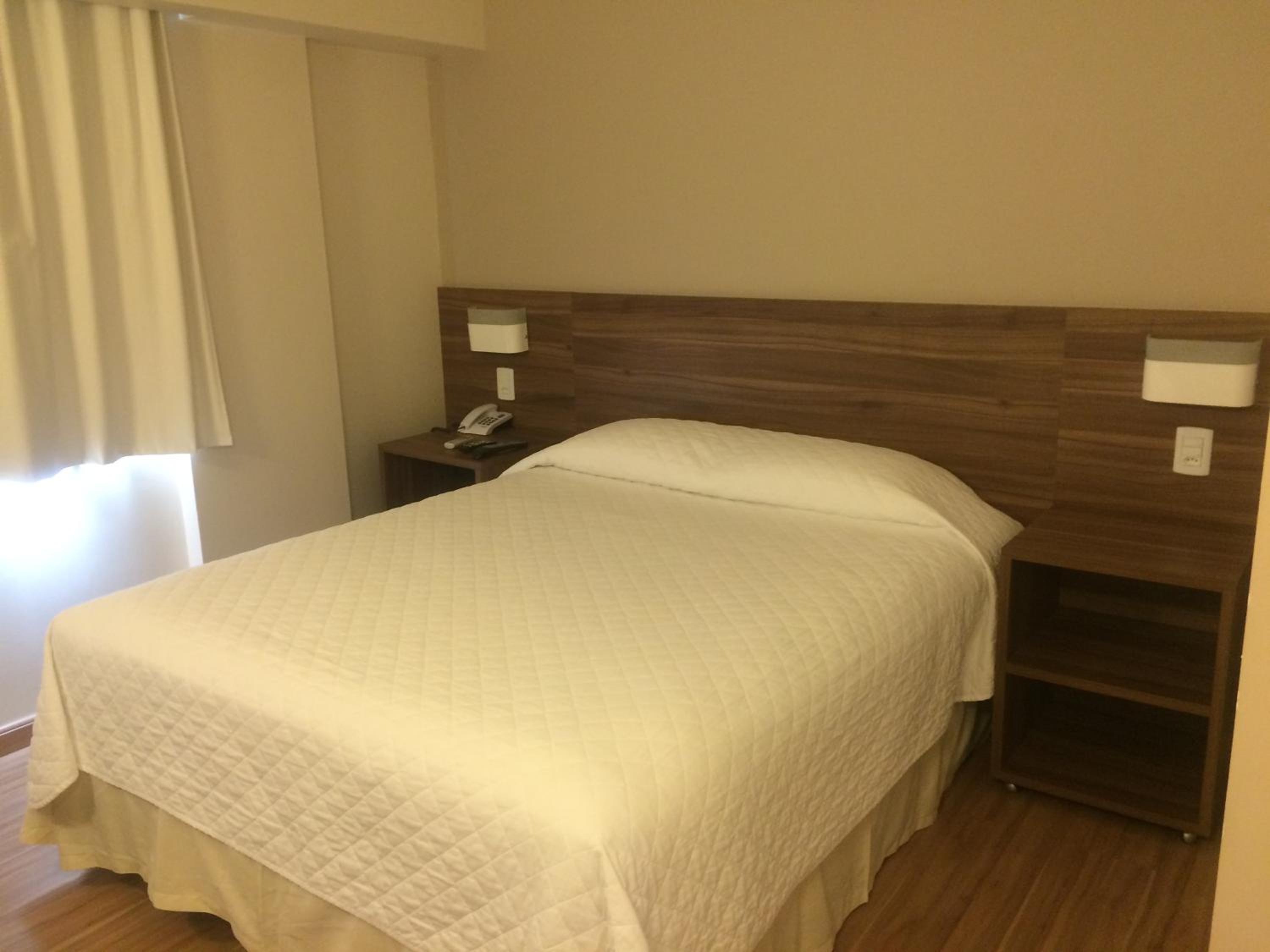 Standard Twin Room photo 2