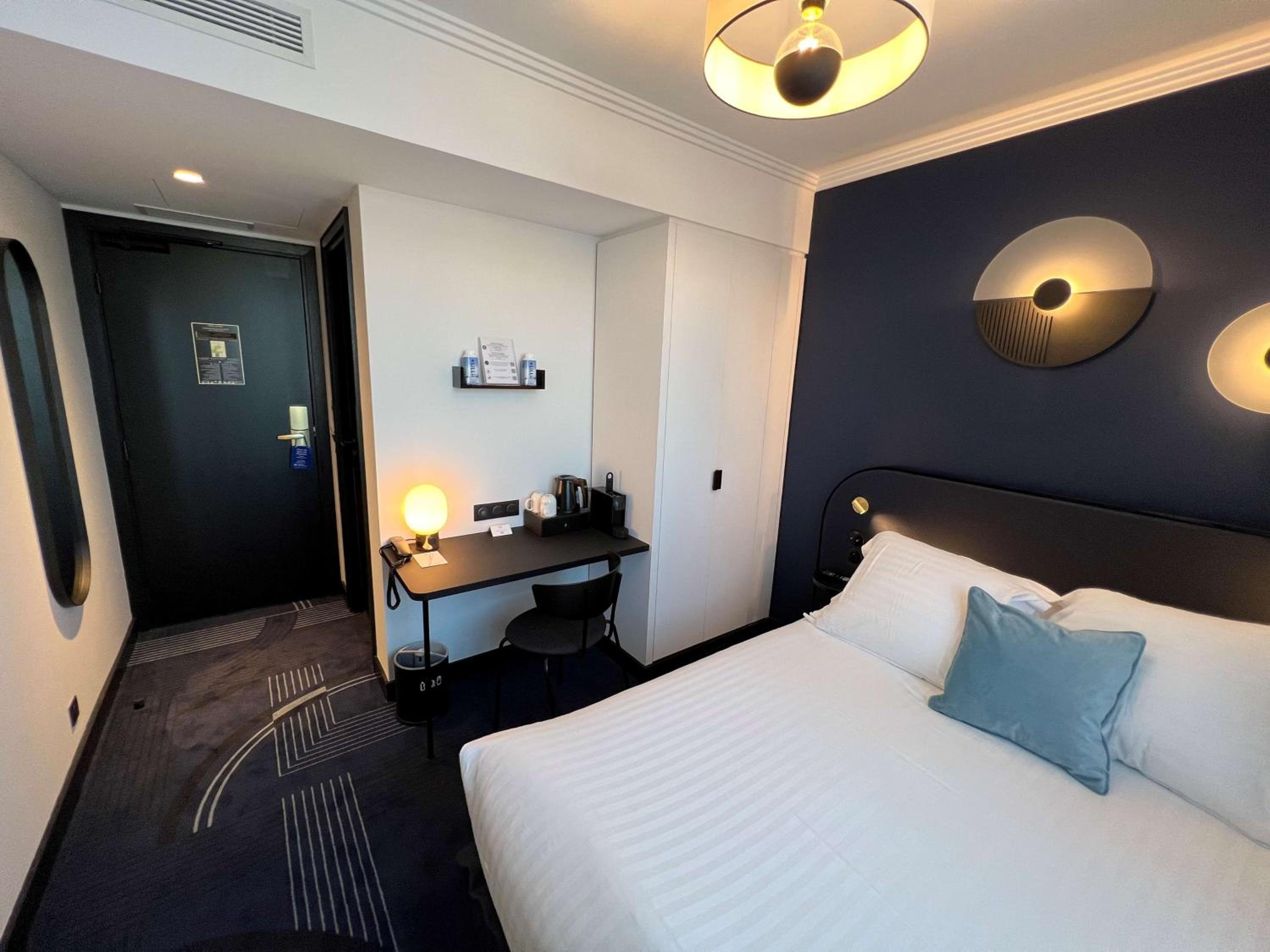 Standard Double Room - Small Room photo 2