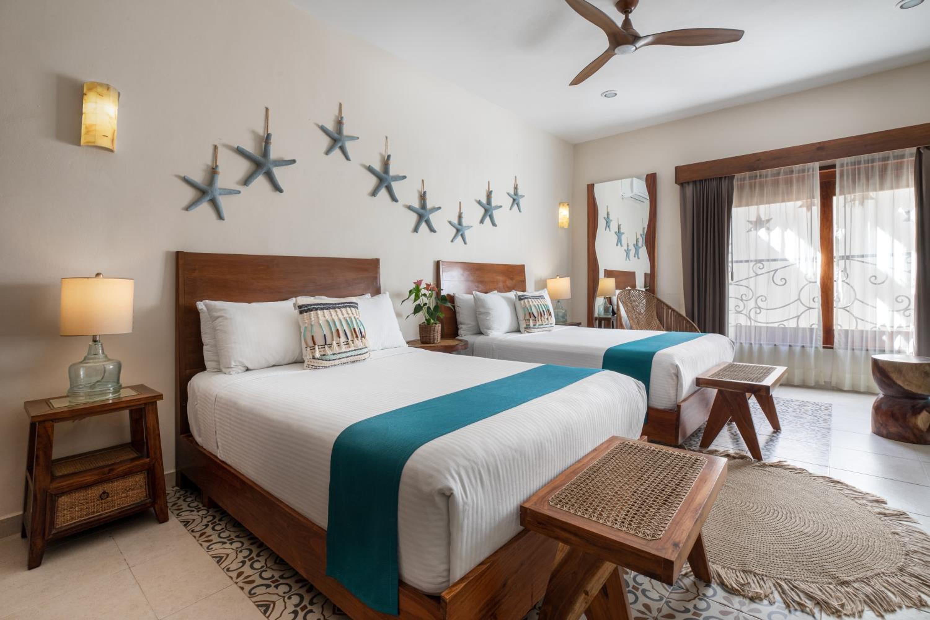 Double Master Suite - Photo 9
