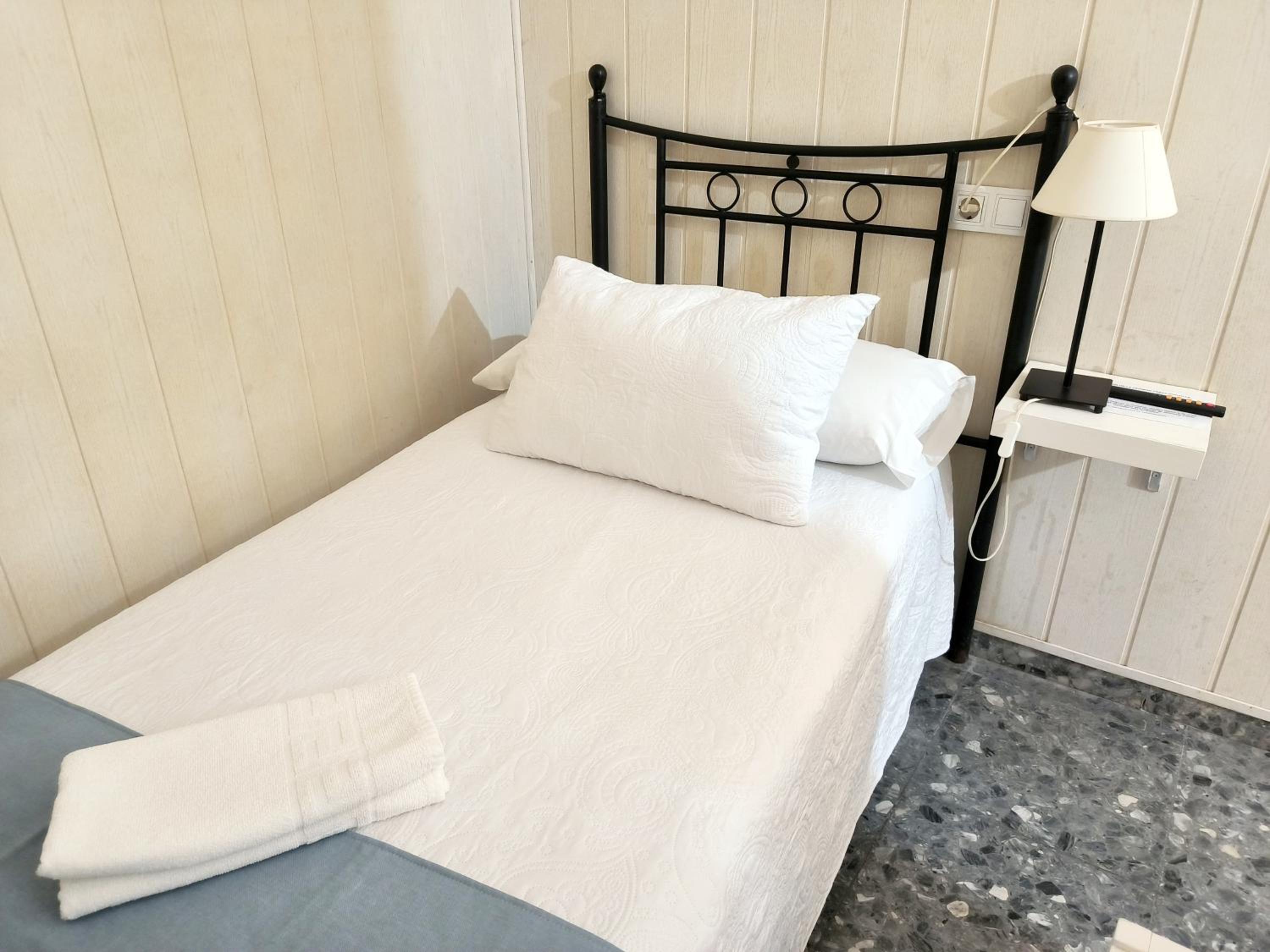 Habitación Sencilla Económica