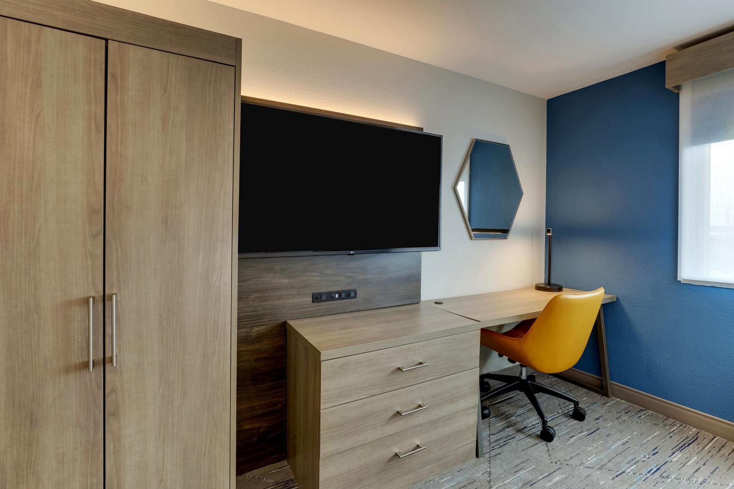 Standard Room photo 2