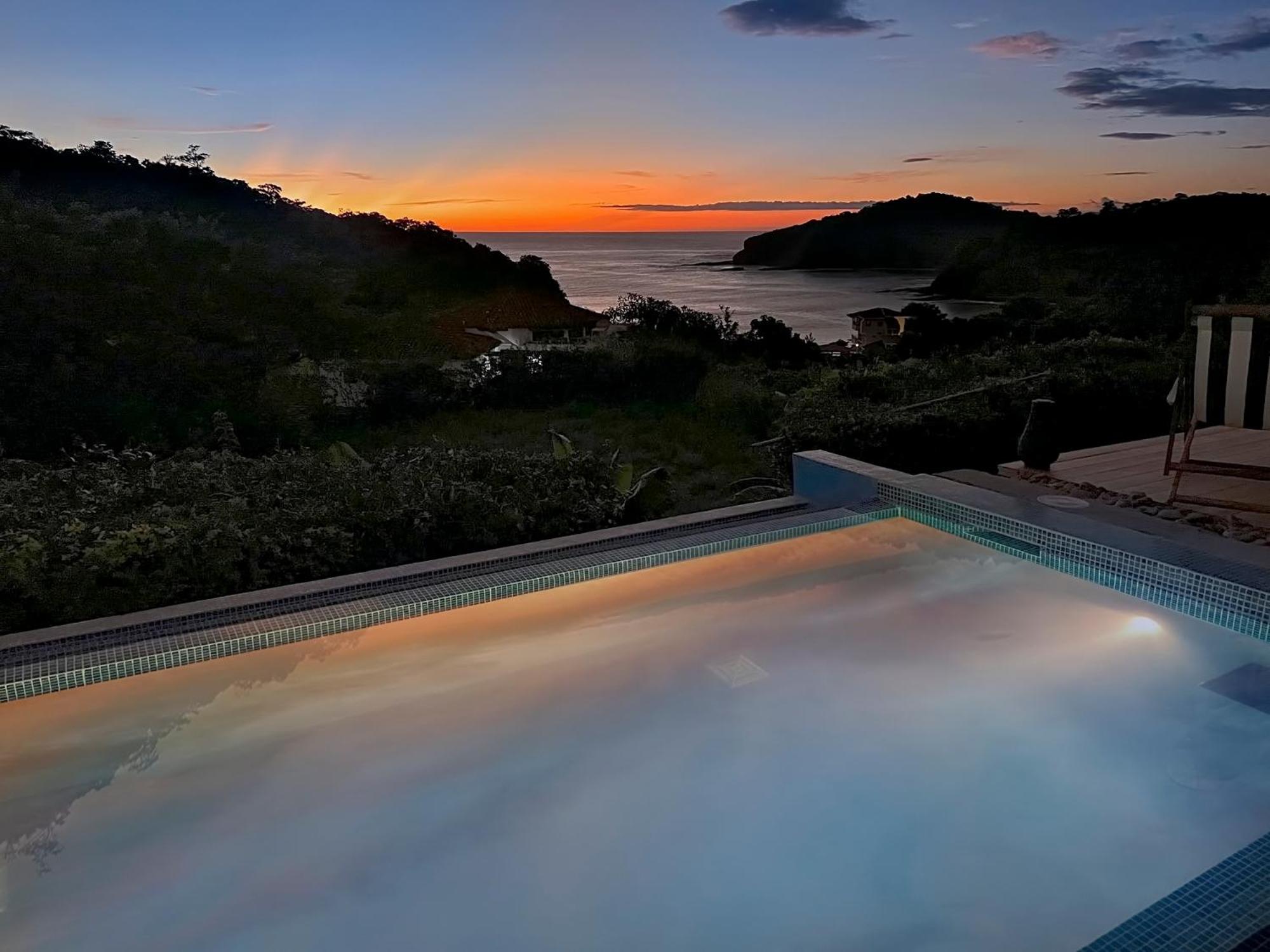 Villa photo 3