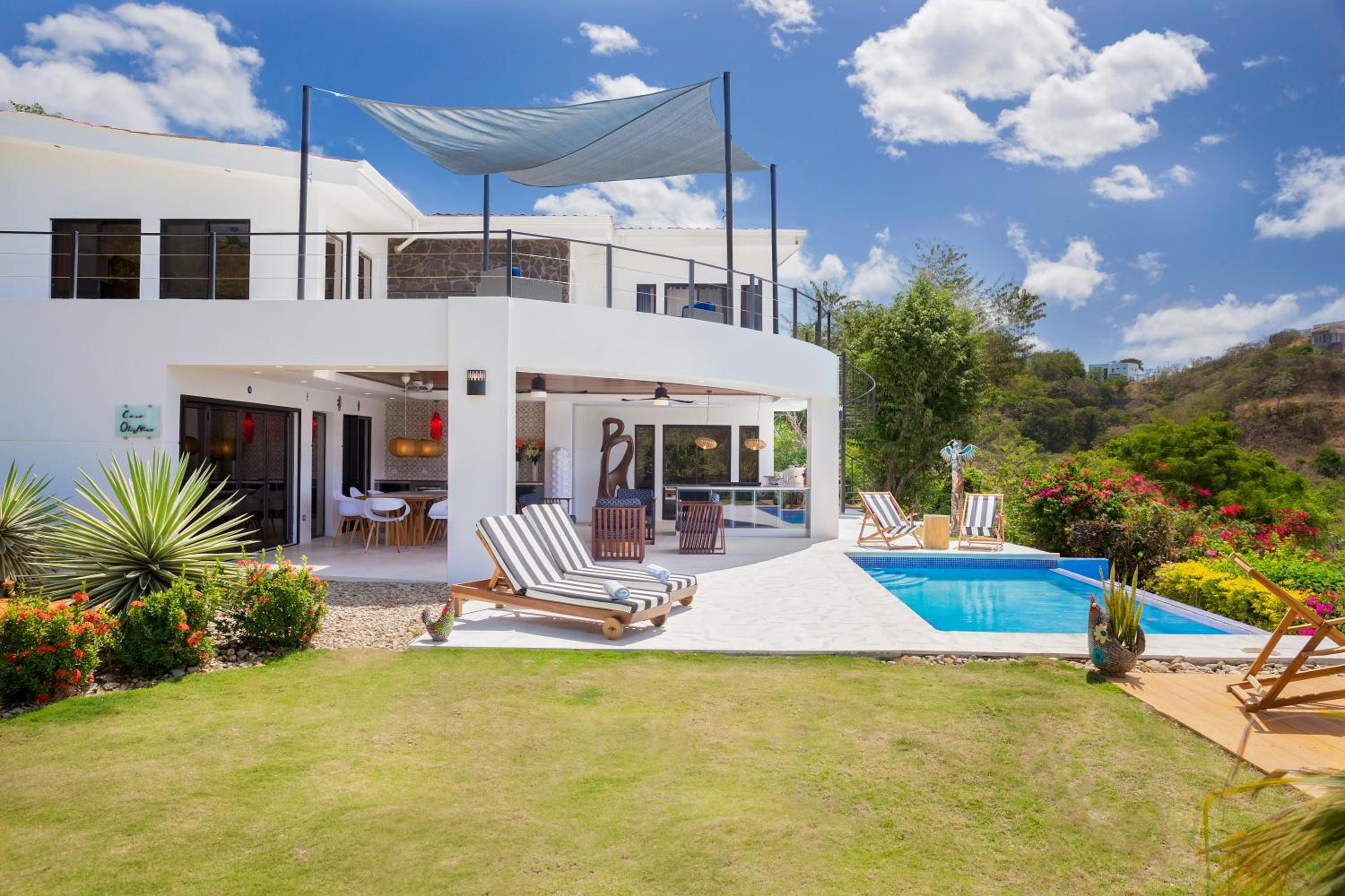 Villa photo 1