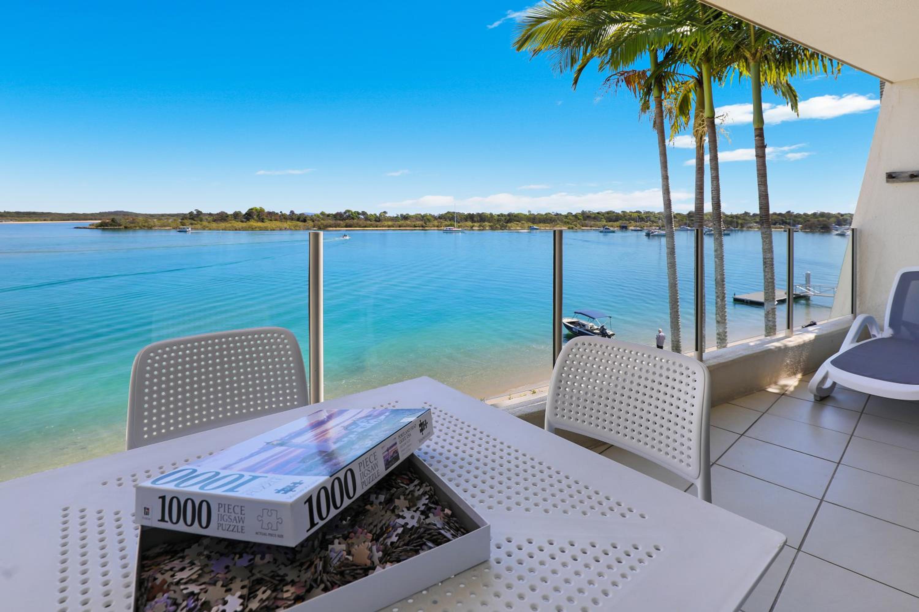 Three-Bedroom Apartment with River View photo 2
