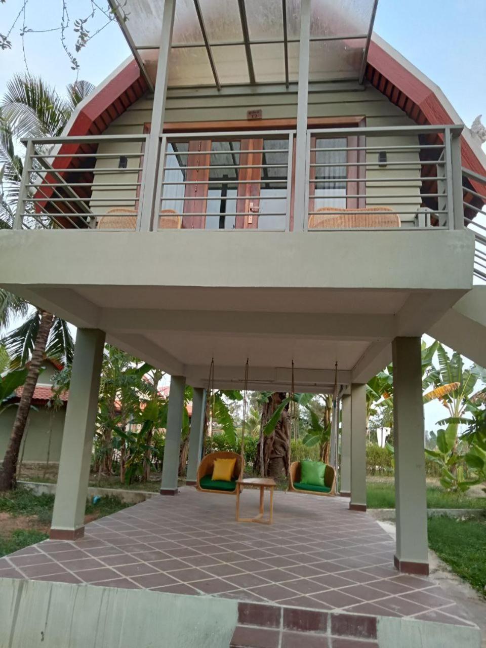 Deluxe Bungalow - Photo 4