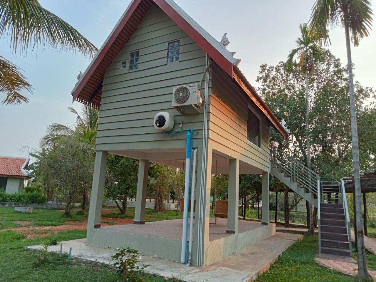 Deluxe Bungalow - Photo 5