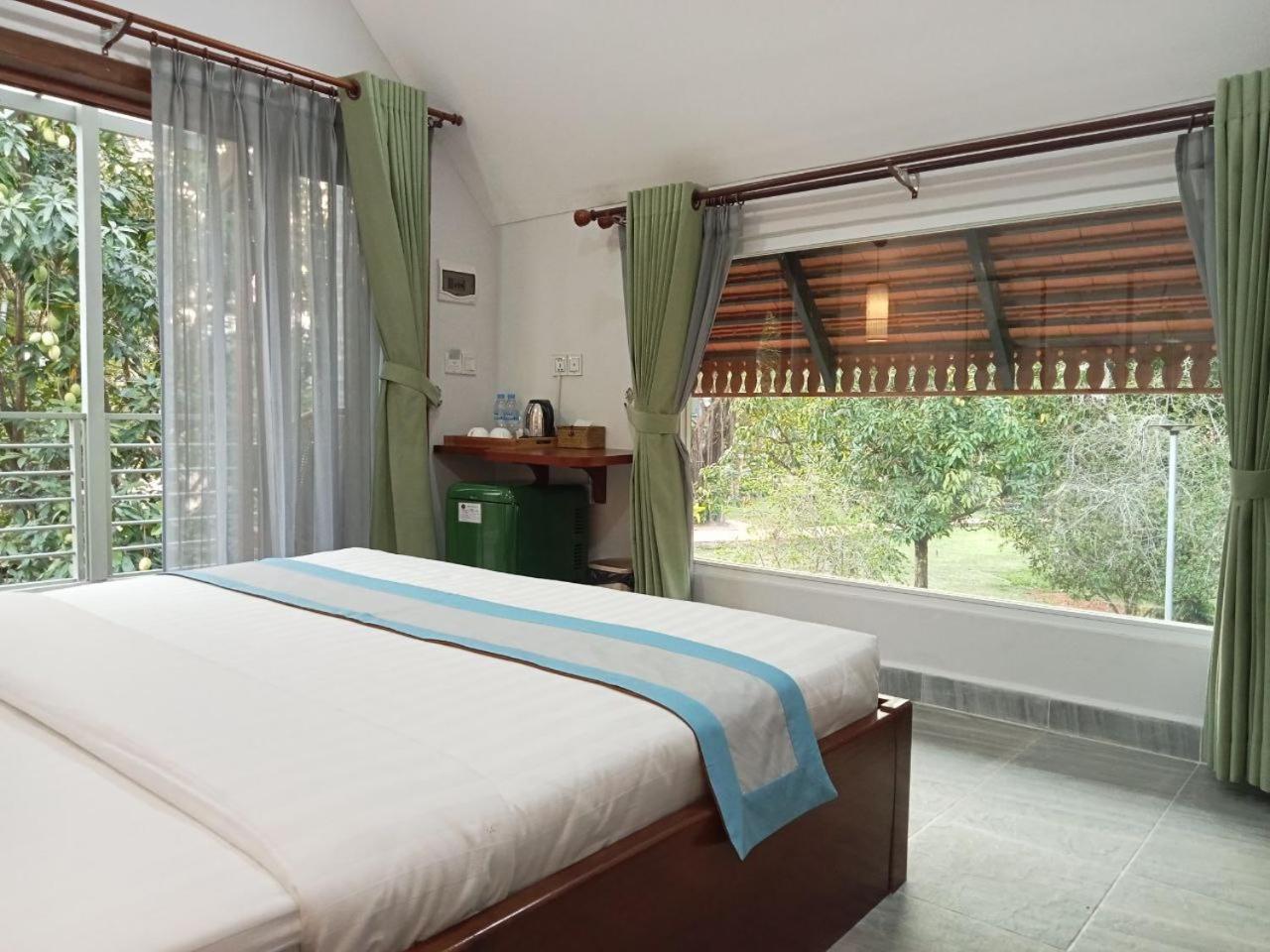 Deluxe Bungalow - Photo 8