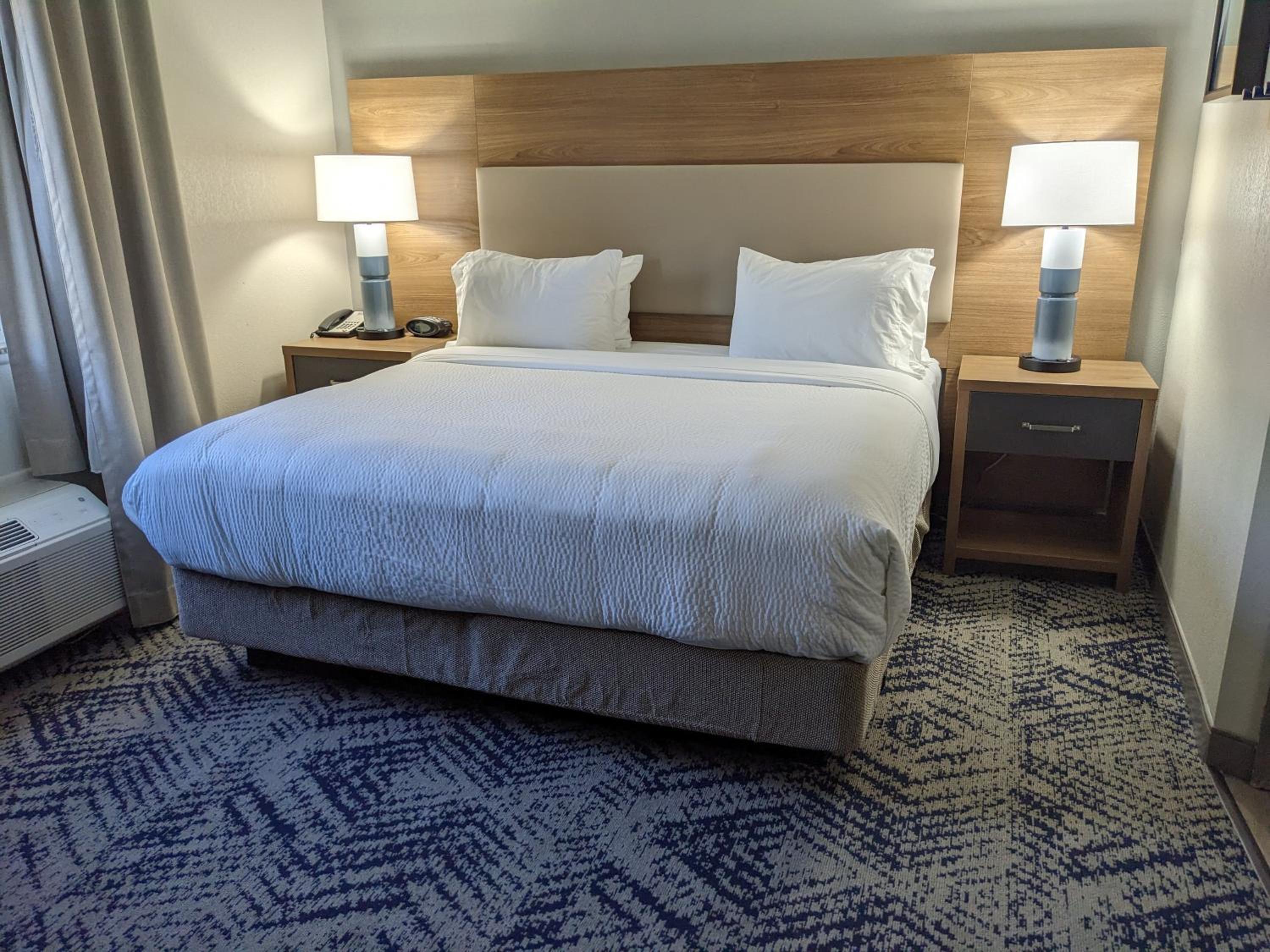 King Studio Suite - Photo 2
