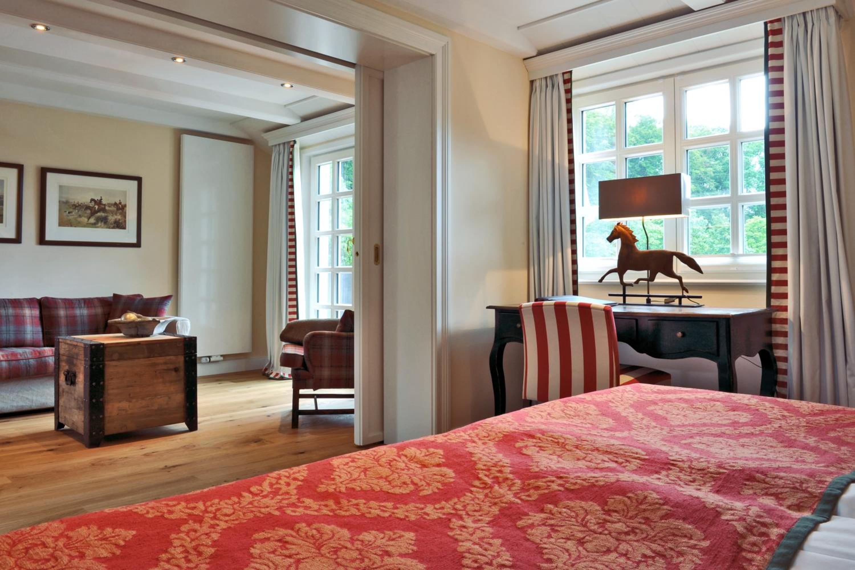 Suite with Balcony photo 3
