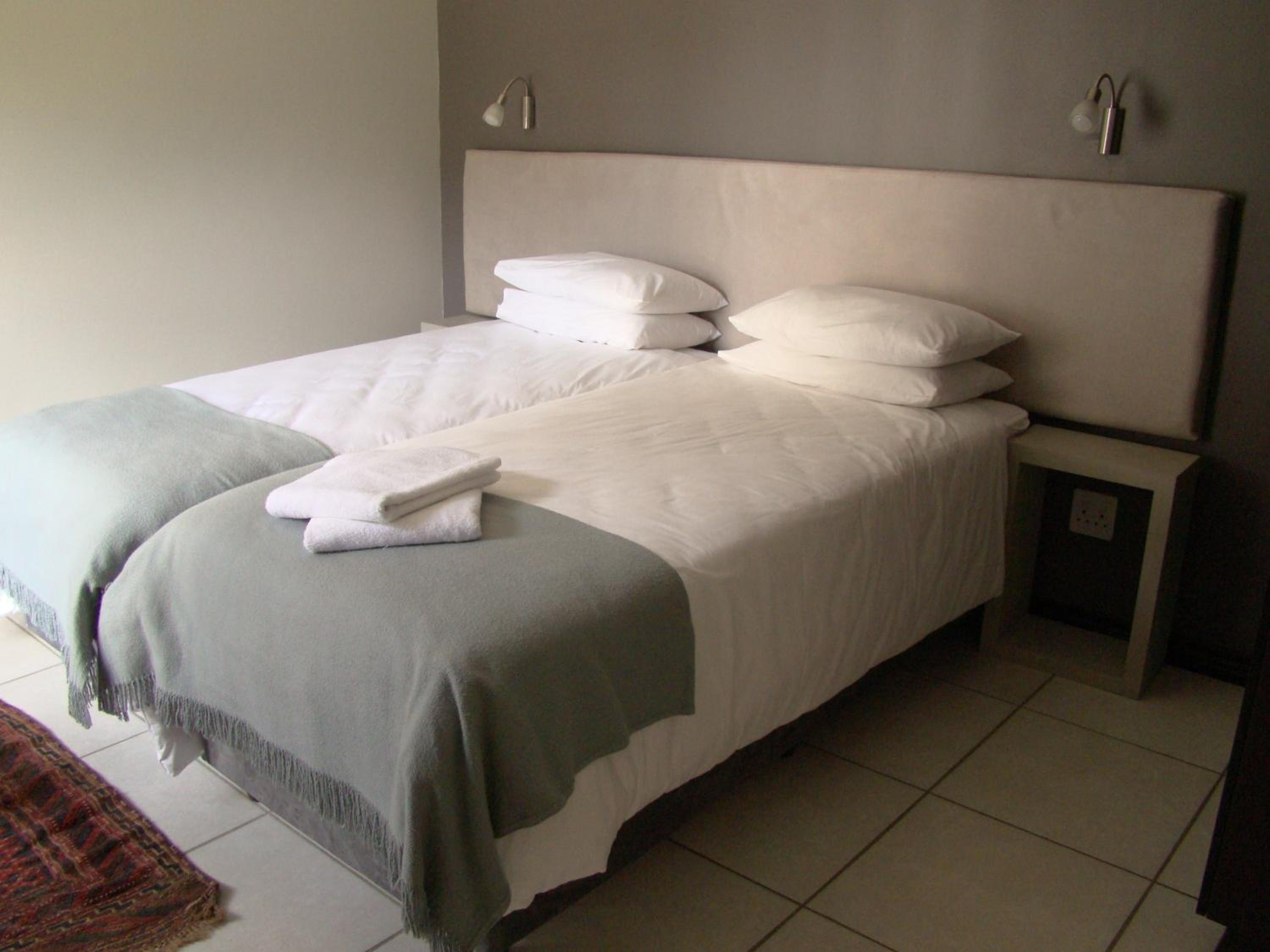 Deluxe Twin Room photo 1