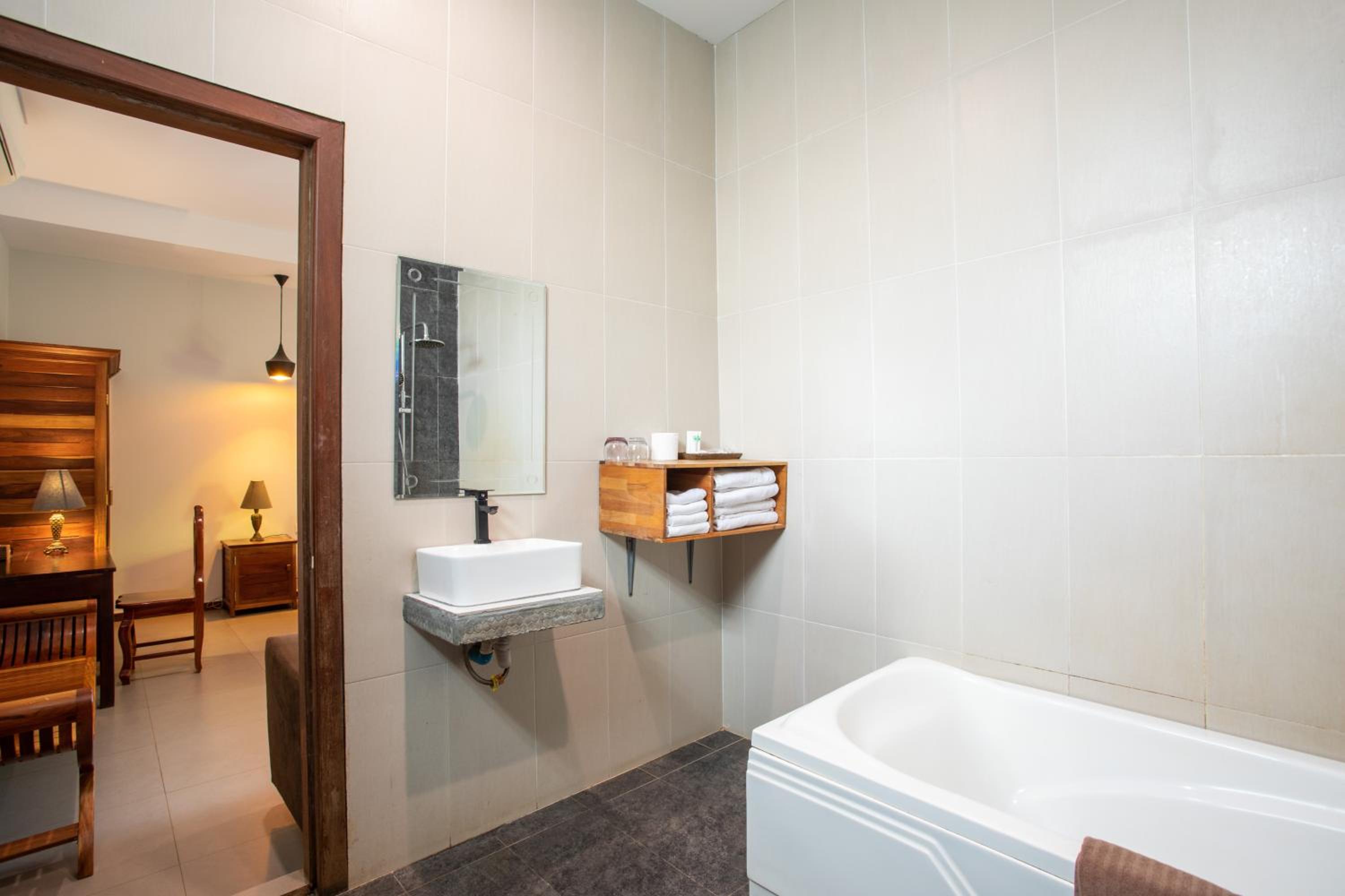 Deluxe Family Room - Photo 18