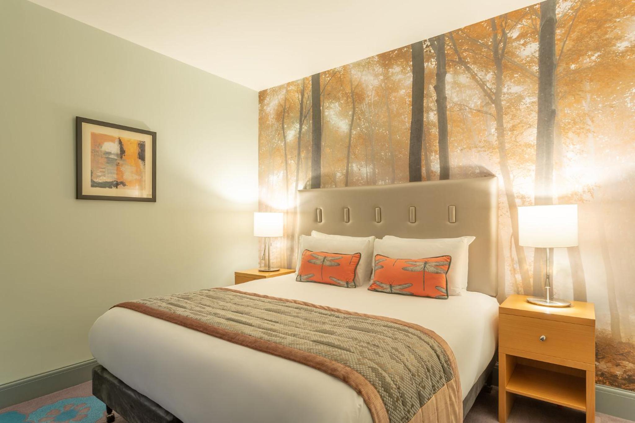 Premium King Room - Disability Access - Photo 4