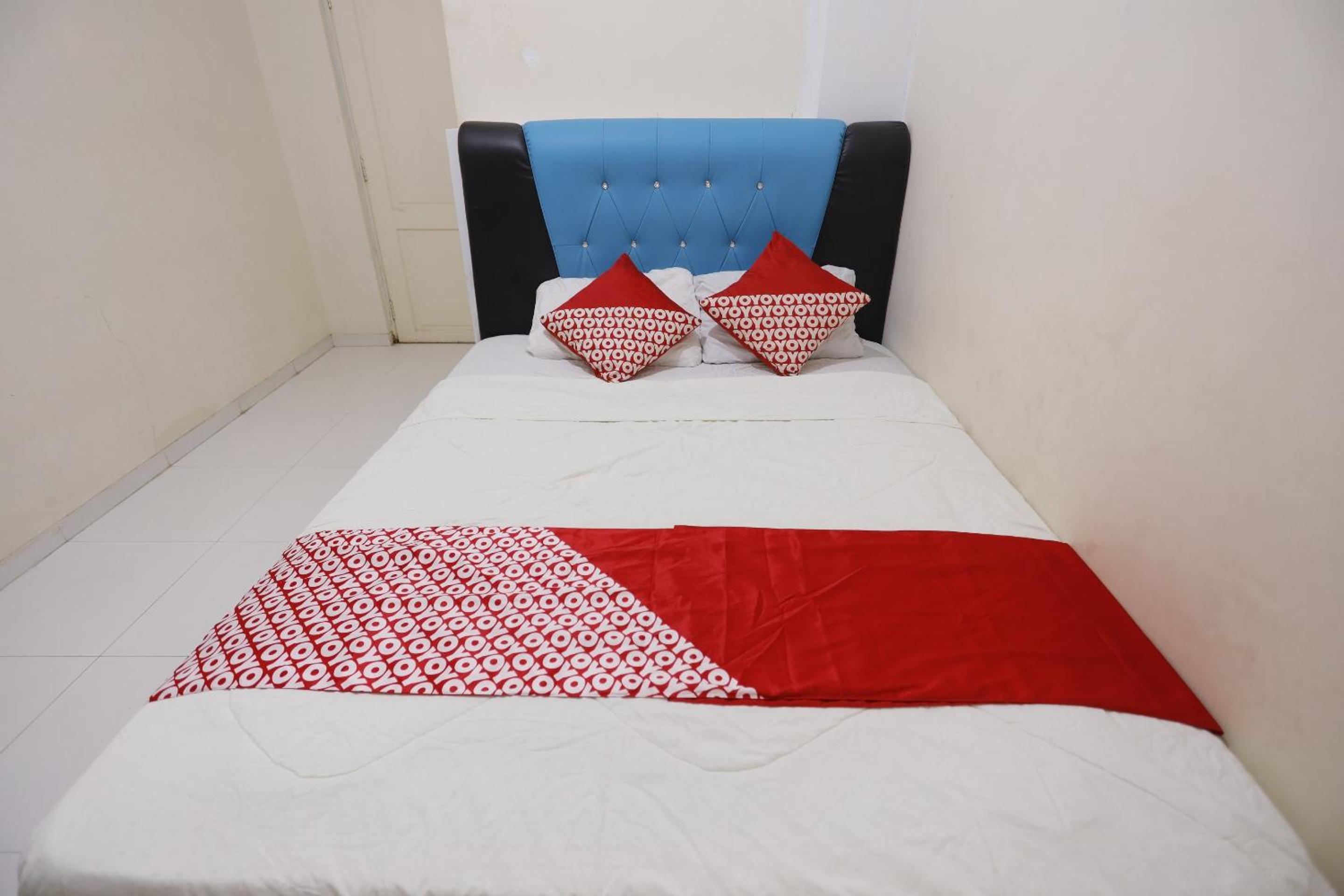 Standard King Room - Photo 2