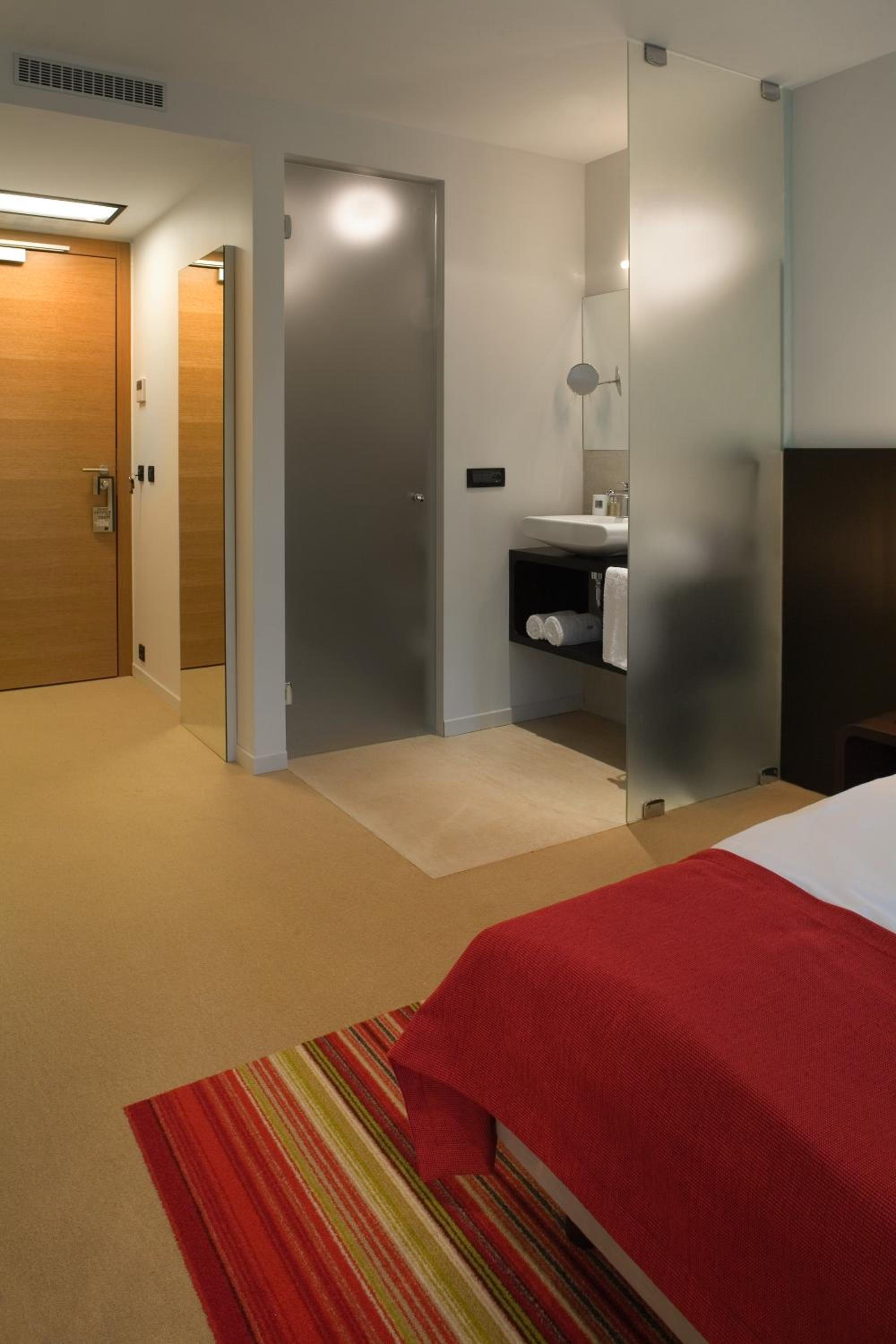 Deluxe Double Room - Photo 5