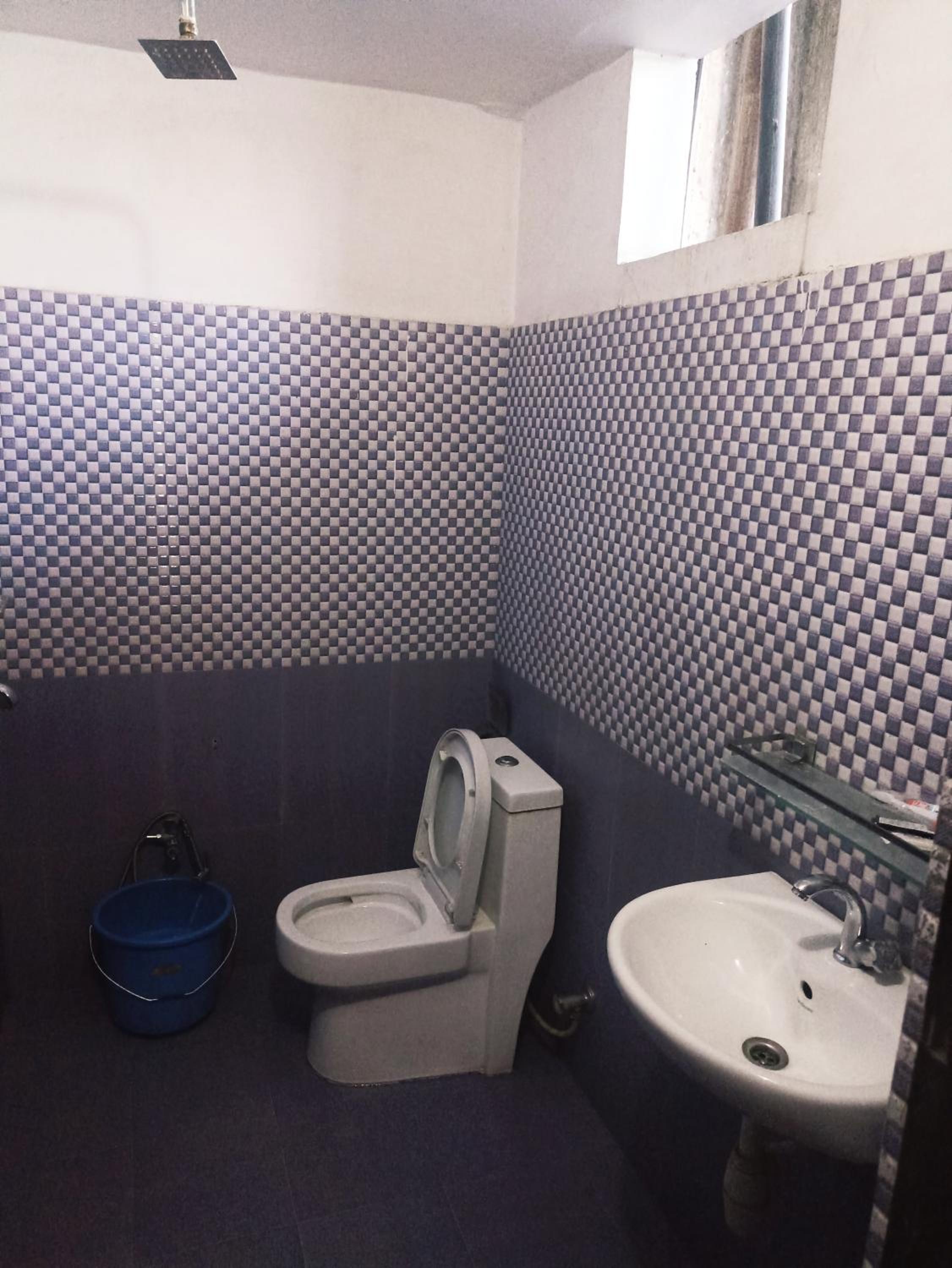 Standard King Room photo 2