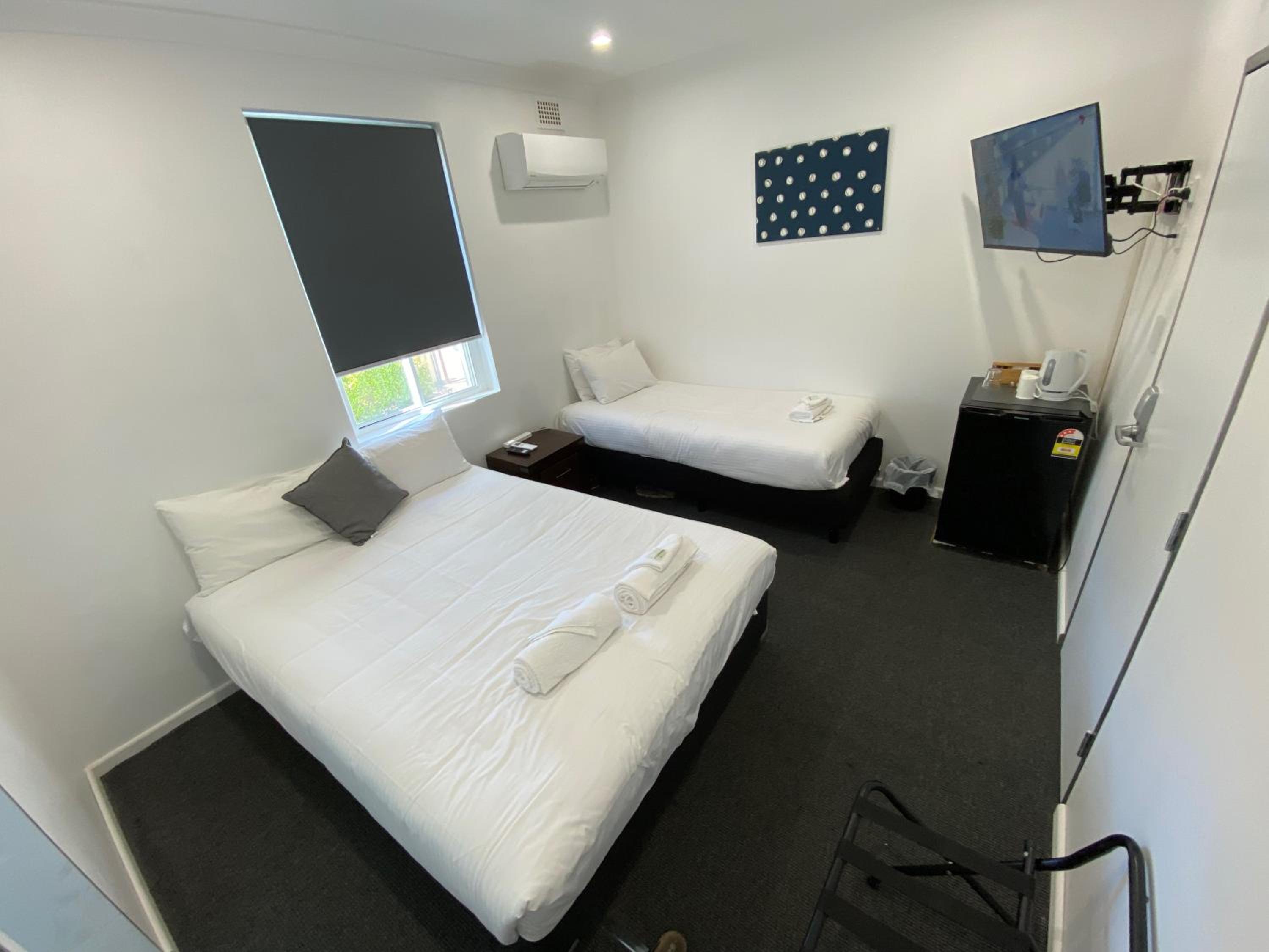 Triple Room - Photo 2