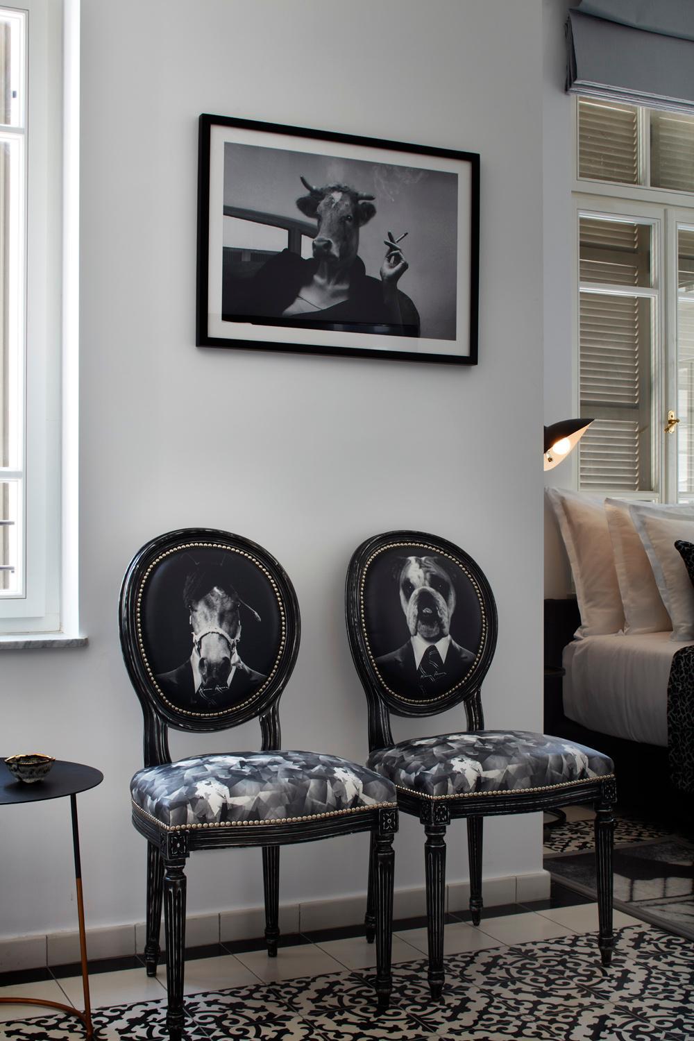 King Room with Balcony - Photo 5