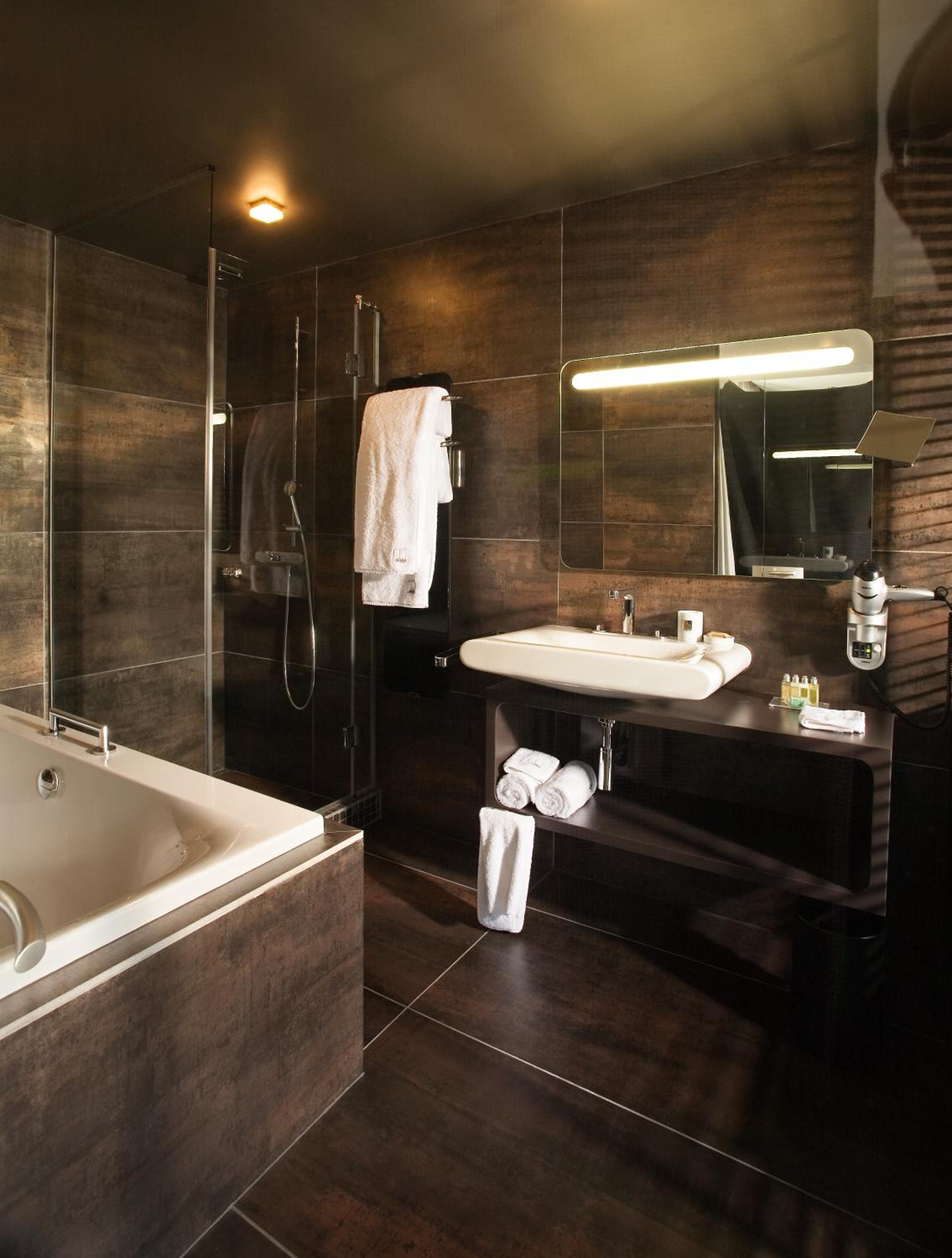 Middle Suite photo 3