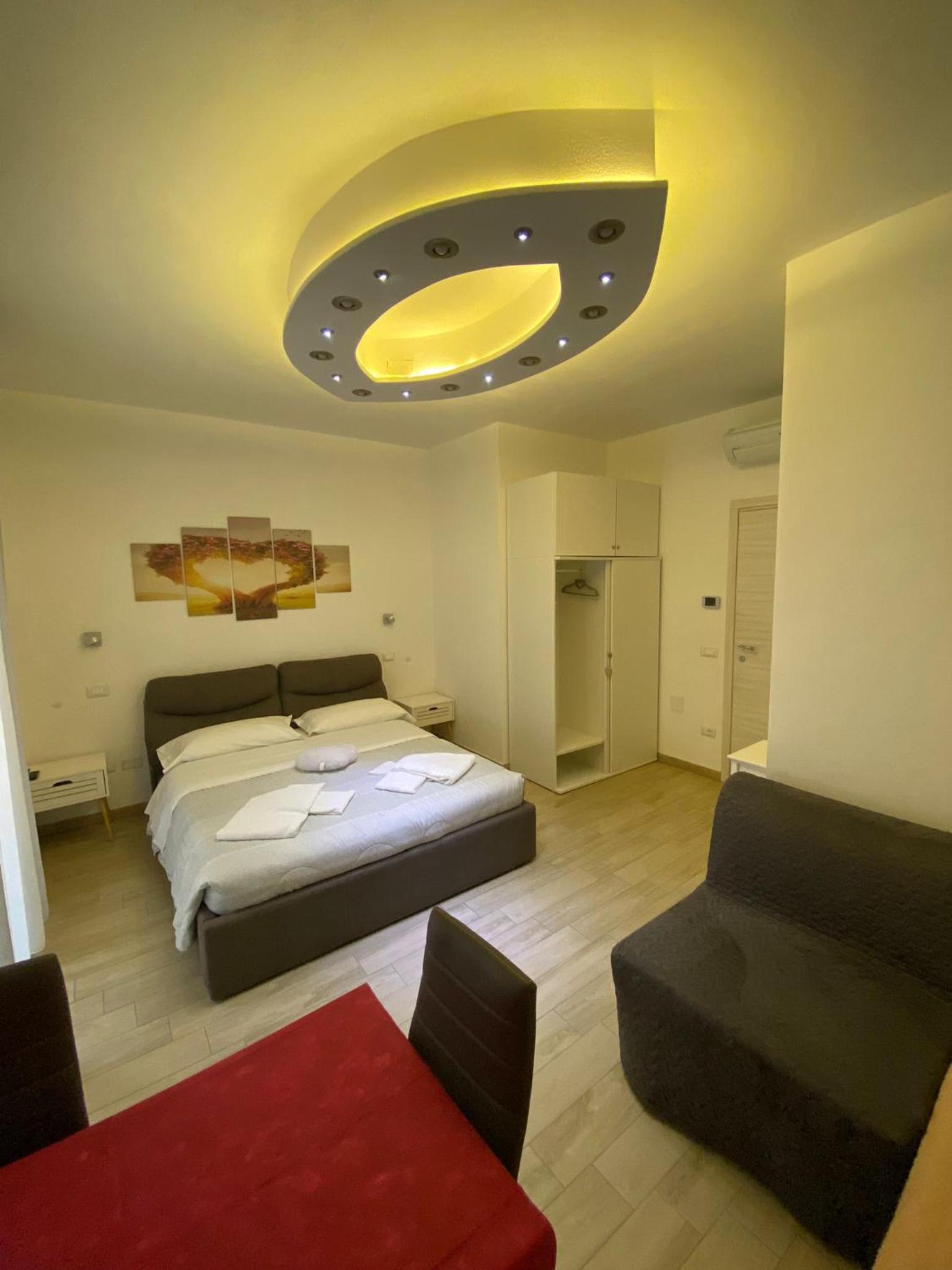 Triple Room with Private External Bathroom - Photo 5